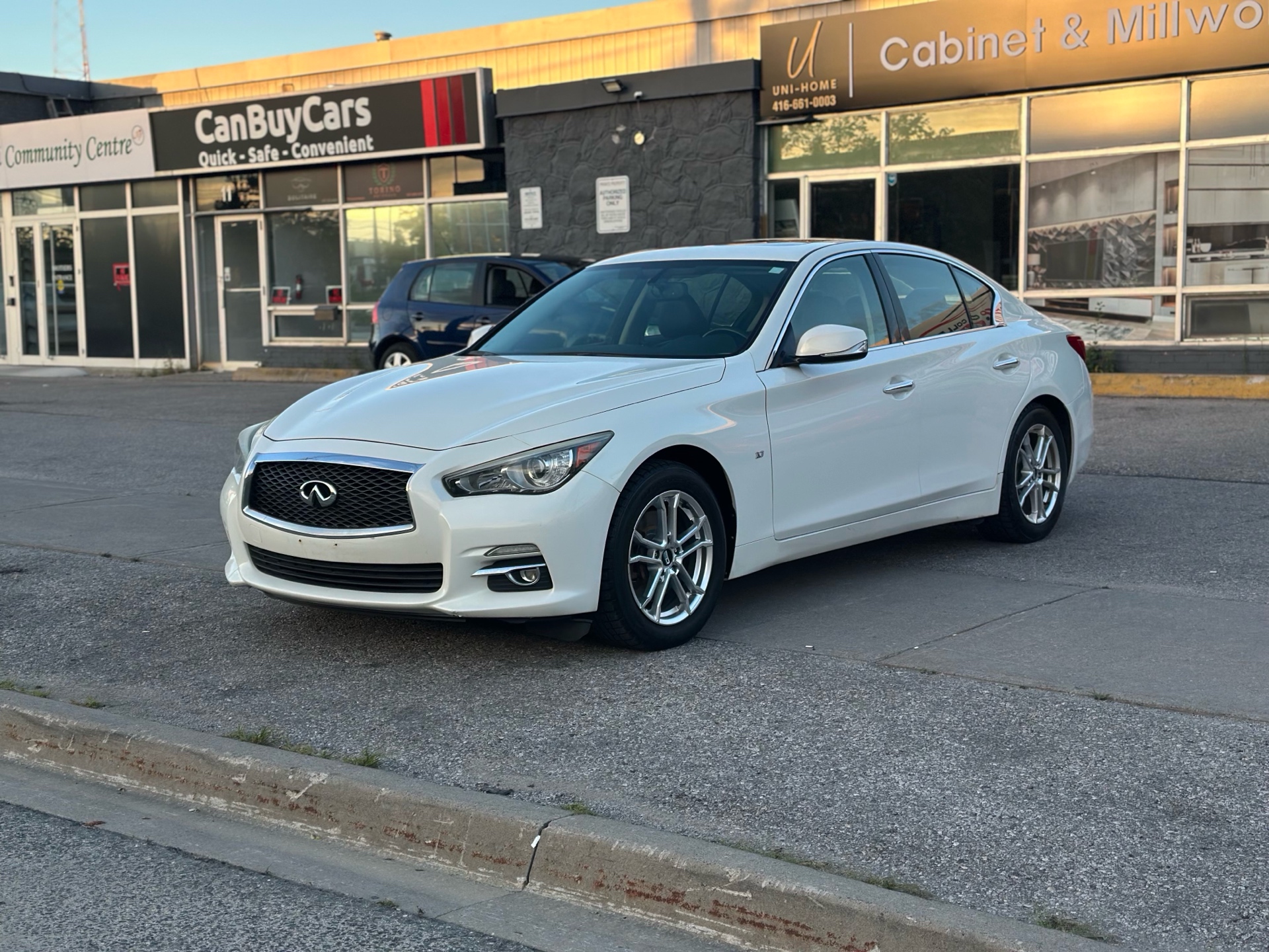 /autocainc/2014-Infiniti-Q50-607589674208495.jpg
