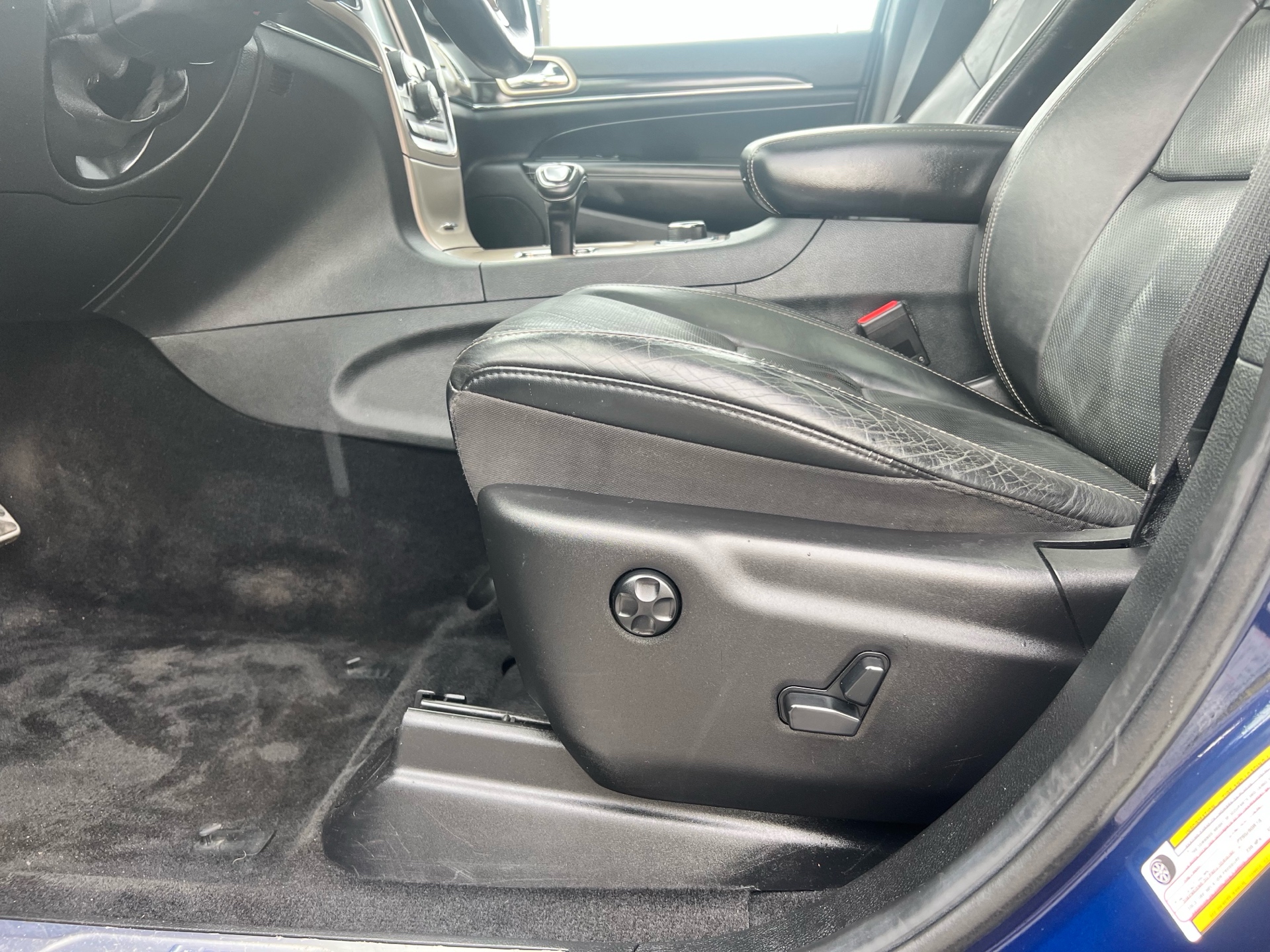 /autocainc/2014-Jeep-GrandCherokee-03154005260840442.jpg