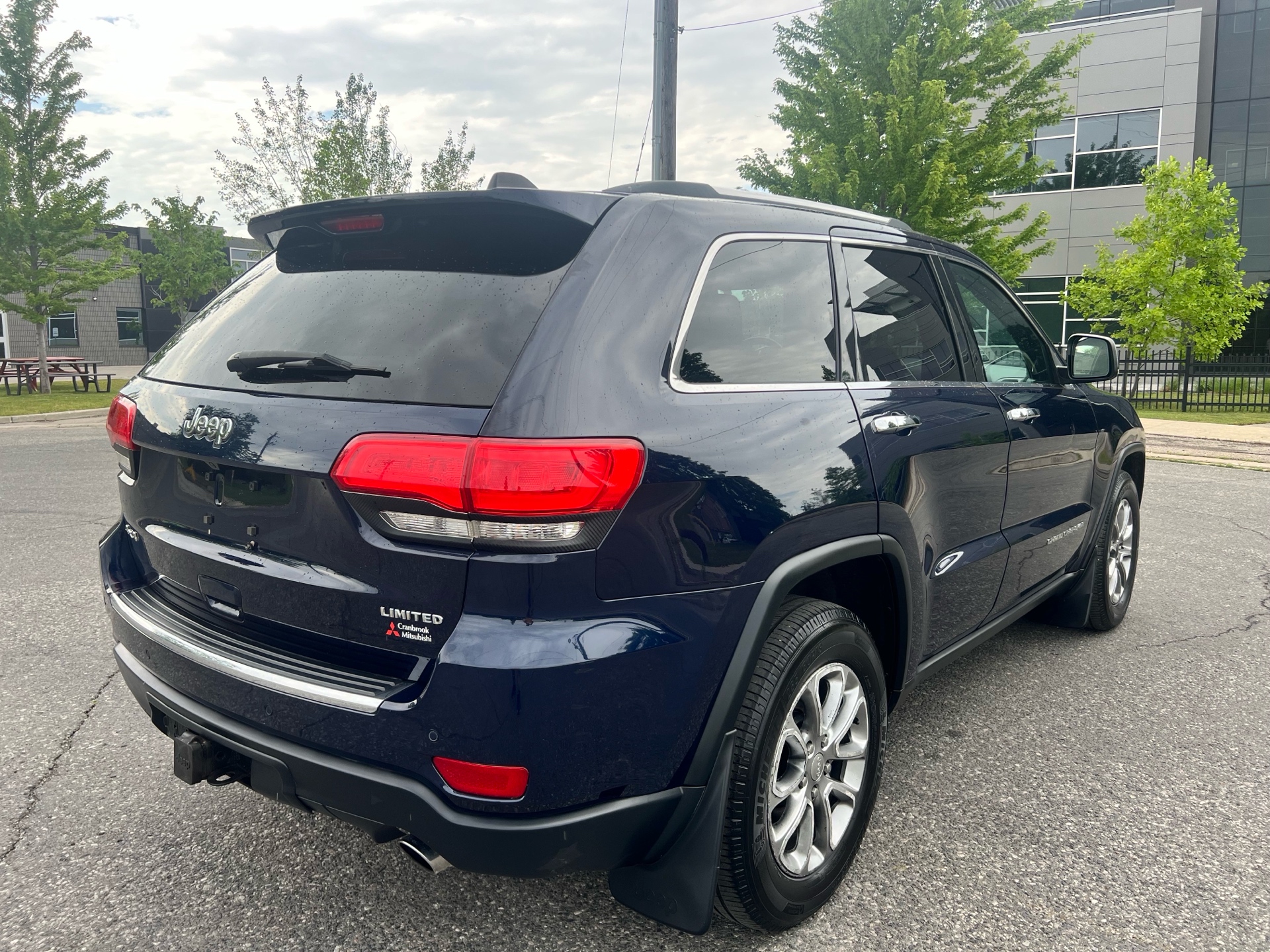 /autocainc/2014-Jeep-GrandCherokee-6913490938937228.jpg