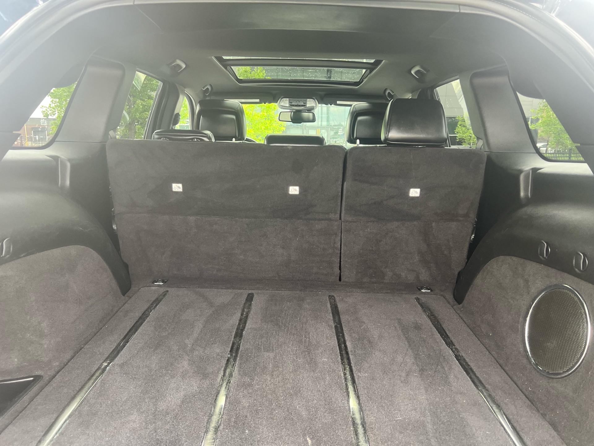 /autocainc/2014-Jeep-GrandCherokee-9531714667781614.jpg