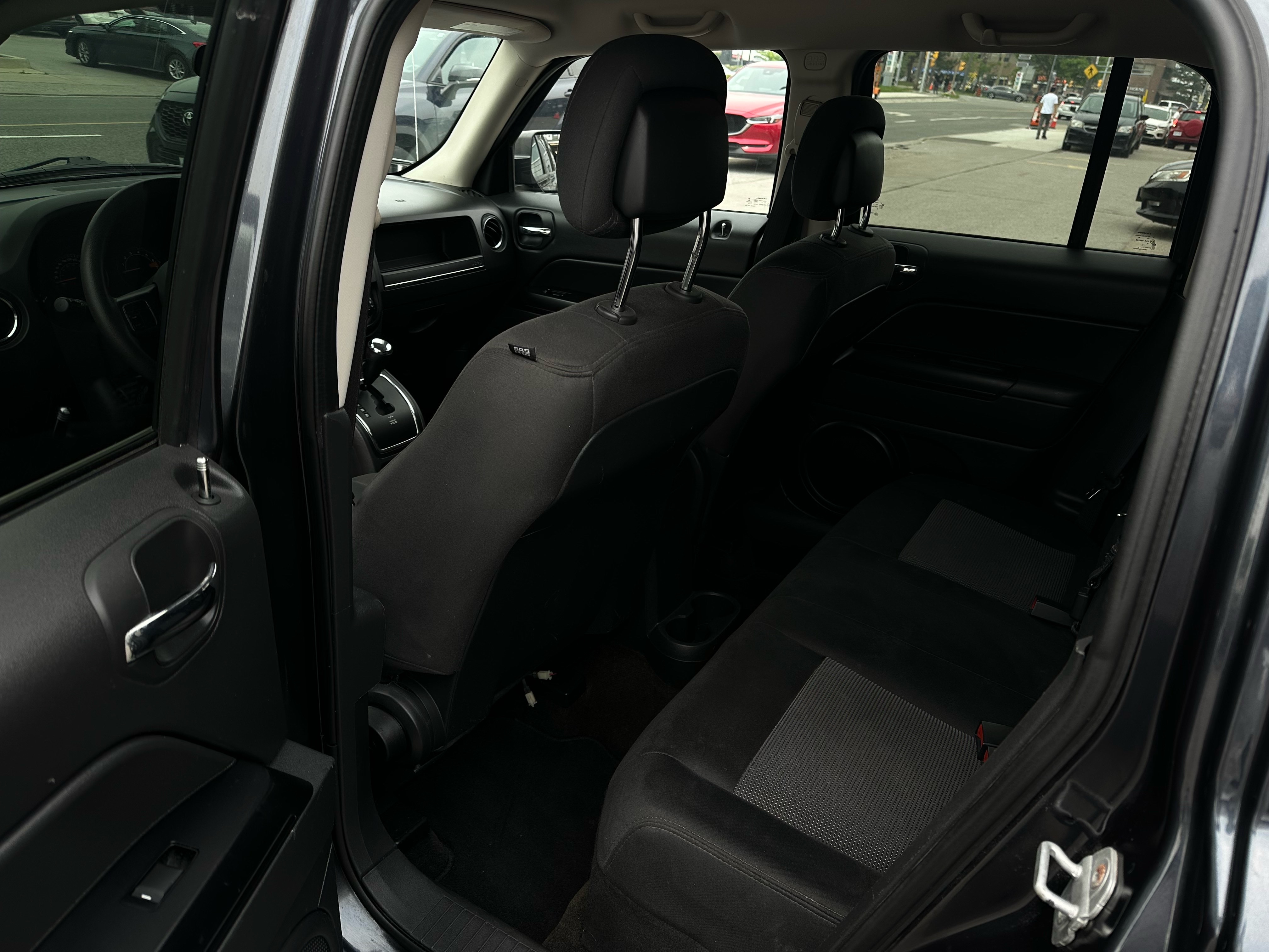 /autocainc/2014-Jeep-Patriot-17241604518831366.jpg