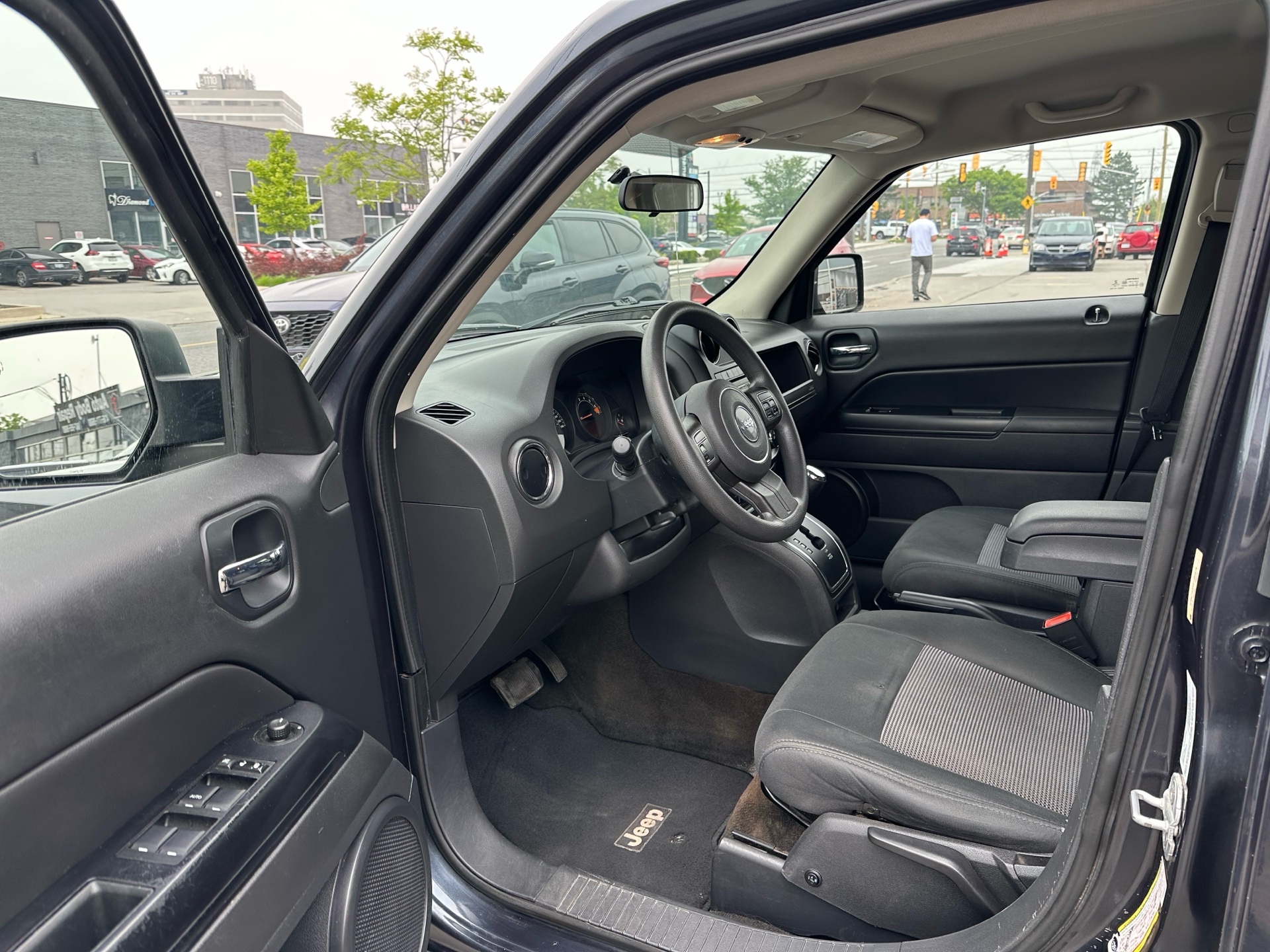 /autocainc/2014-Jeep-Patriot-5670913484131124.jpg