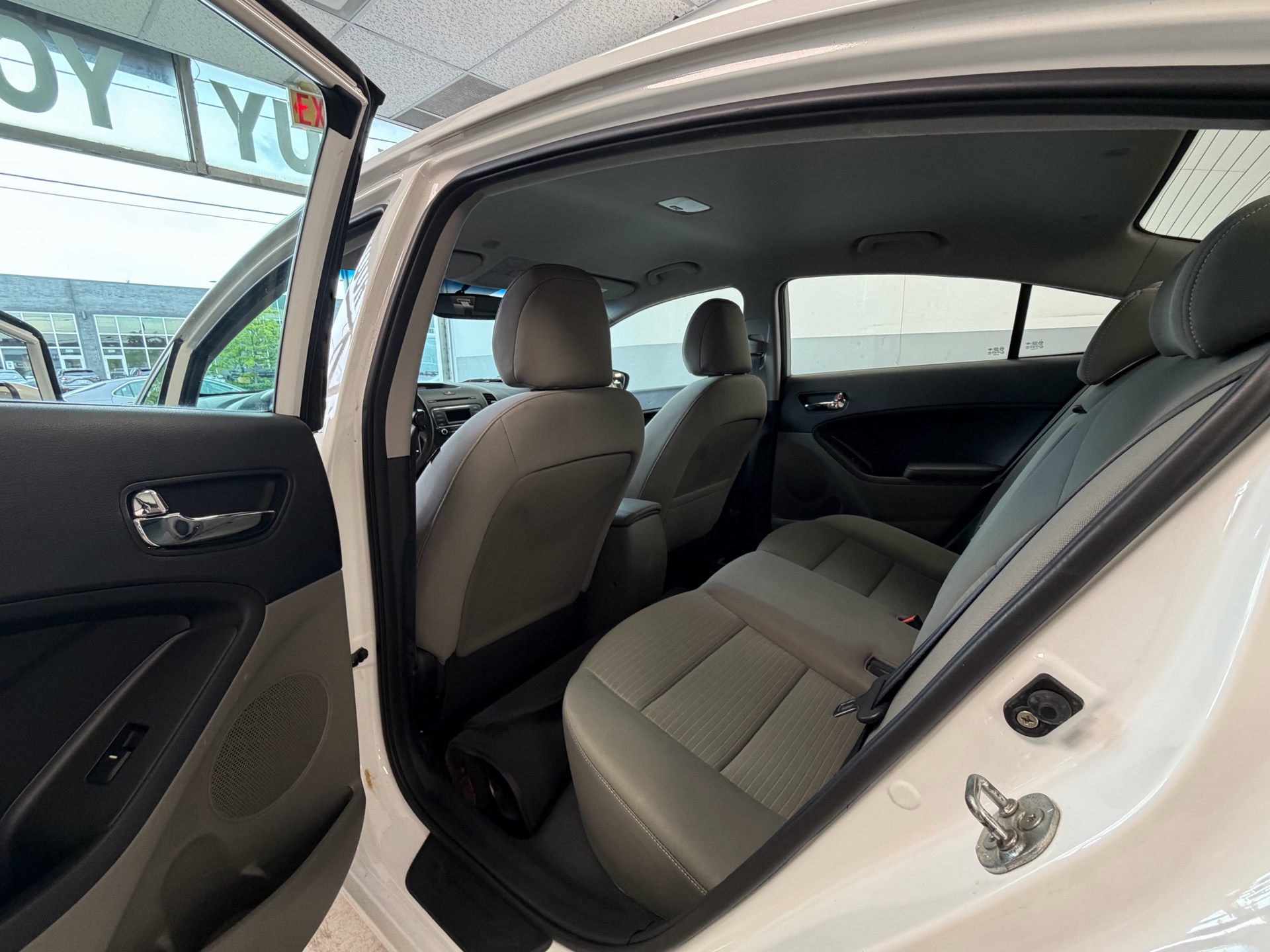 /autocainc/2014-Kia-Forte-011923196539173953.jpg