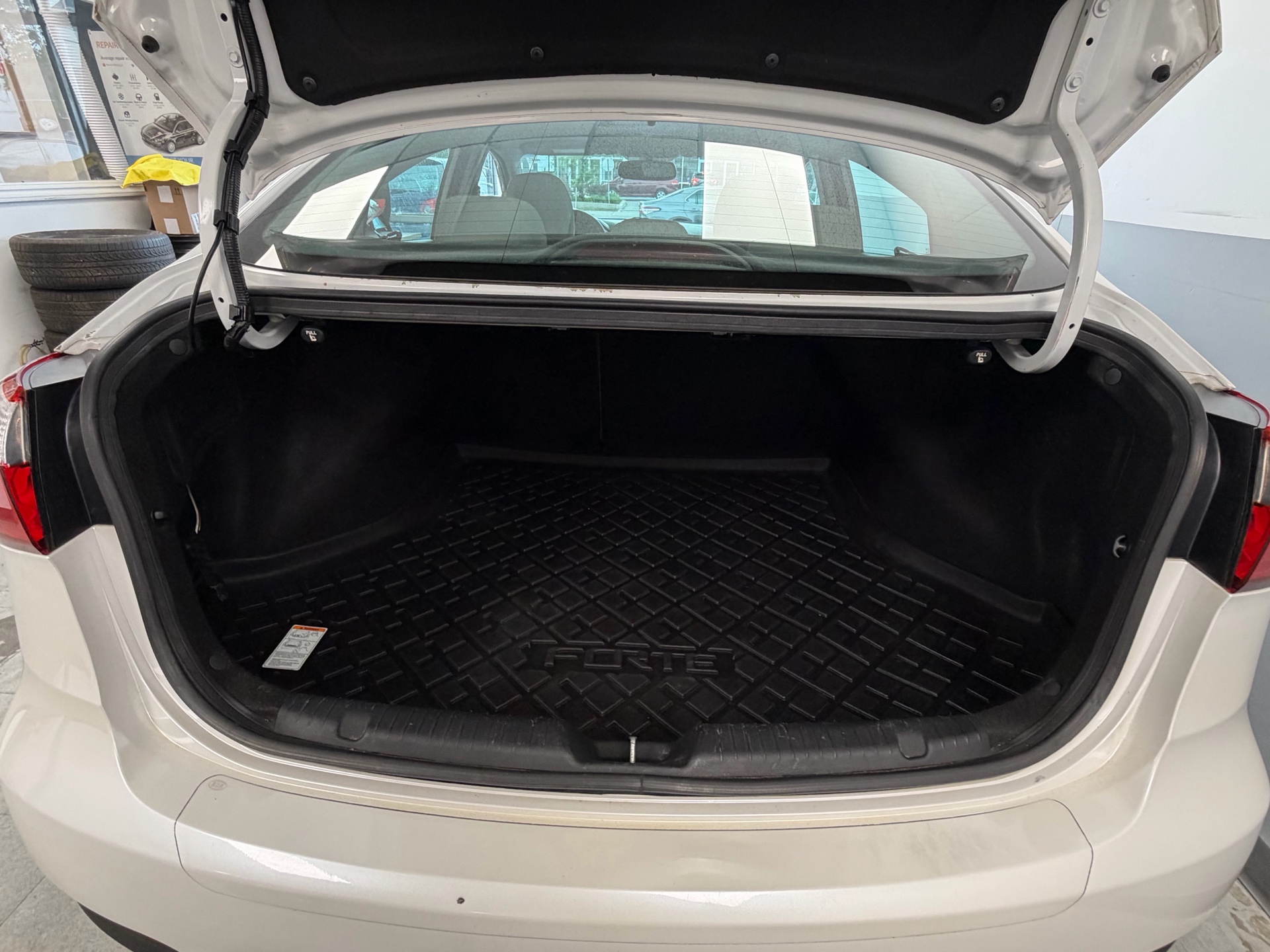/autocainc/2014-Kia-Forte-3464444421540809.jpg