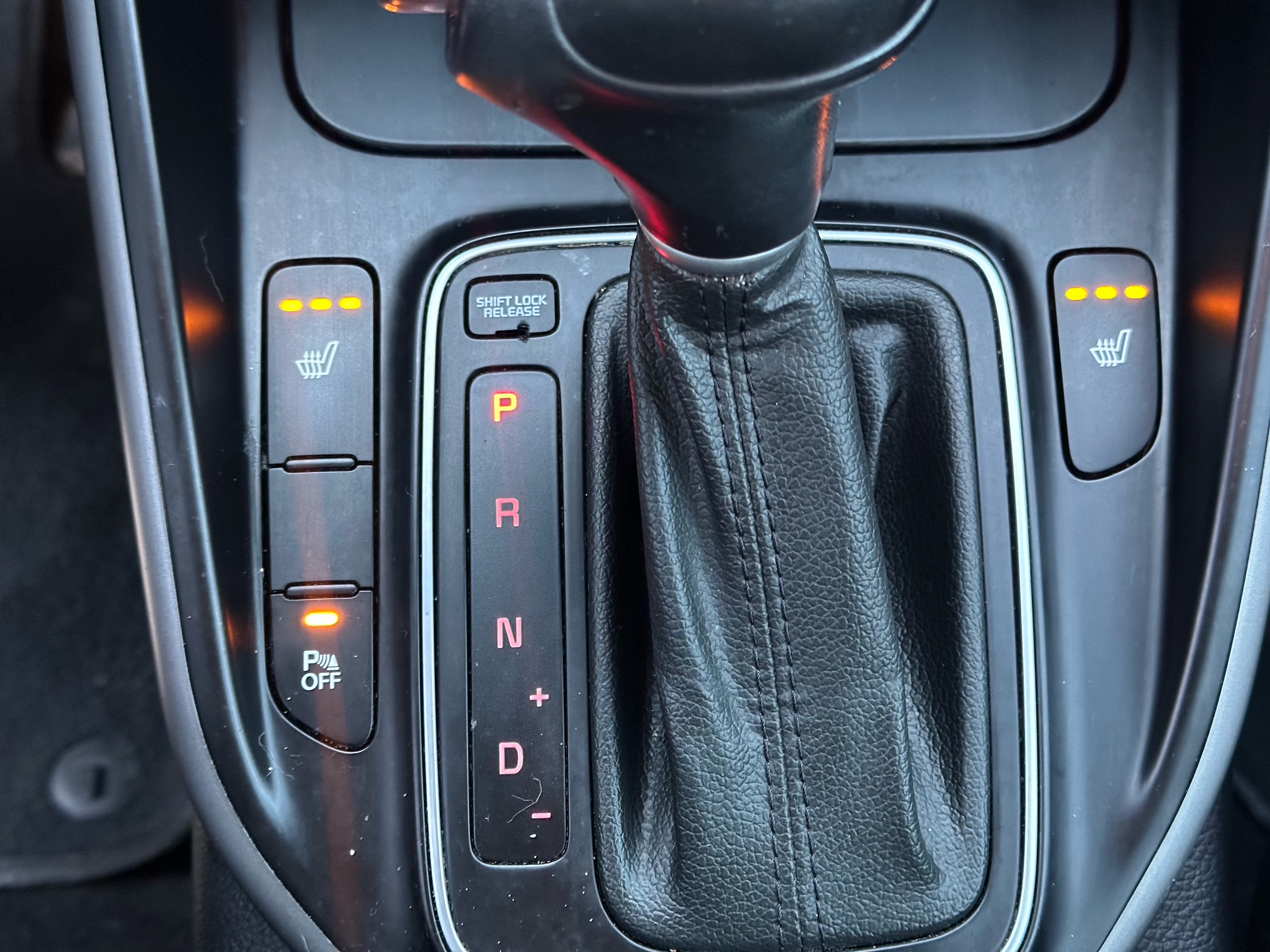 /autocainc/2014-Kia-Rondo-07283371085359924.jpg