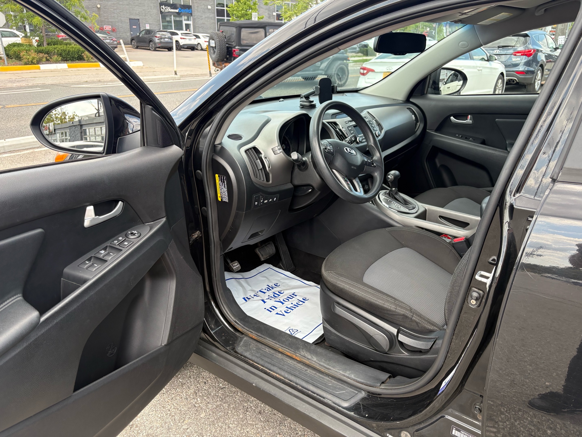 /autocainc/2014-Kia-Sportage-011023187996957118.jpg