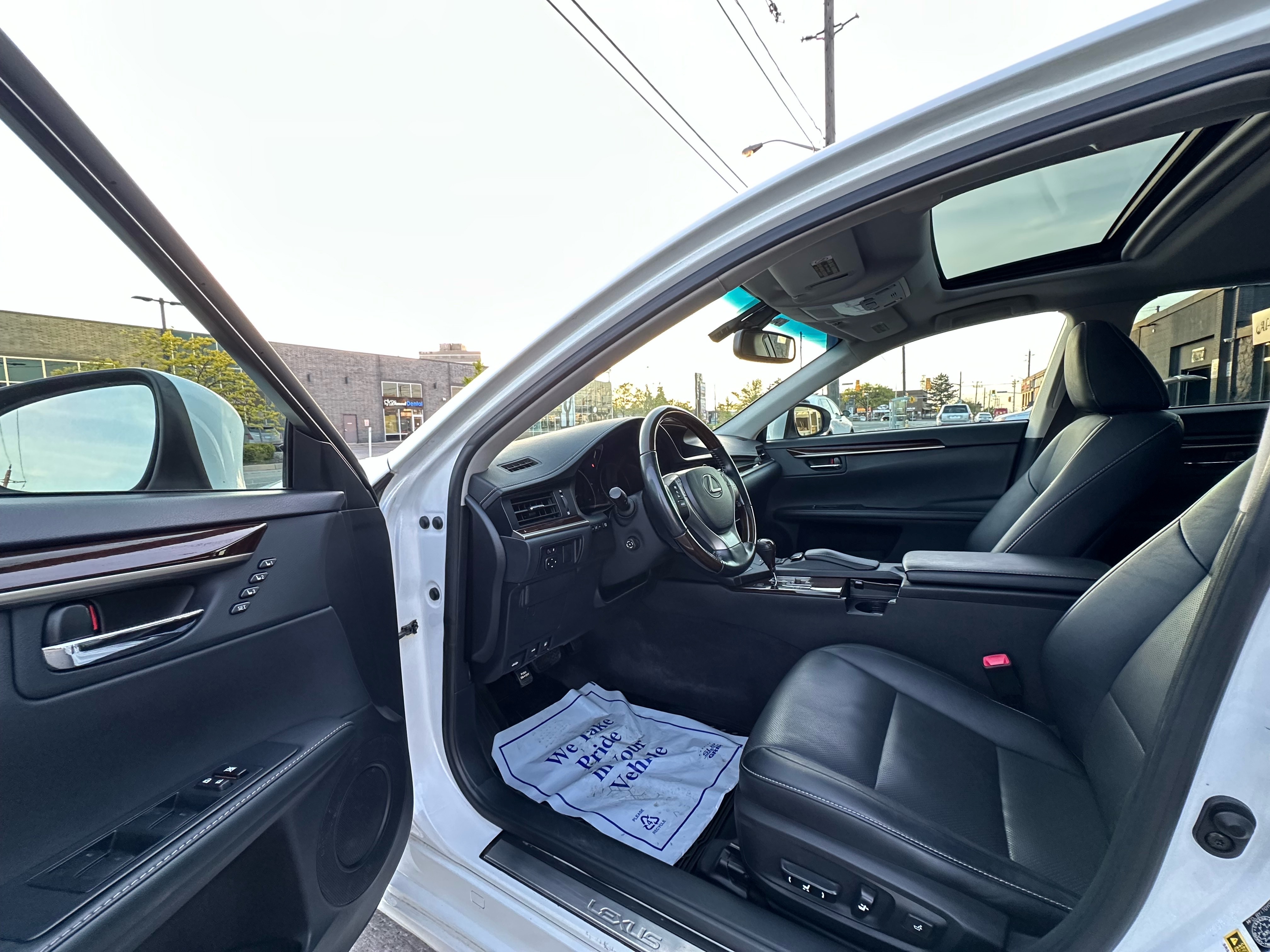 /autocainc/2014-Lexus-ES-13363956699797375.jpg