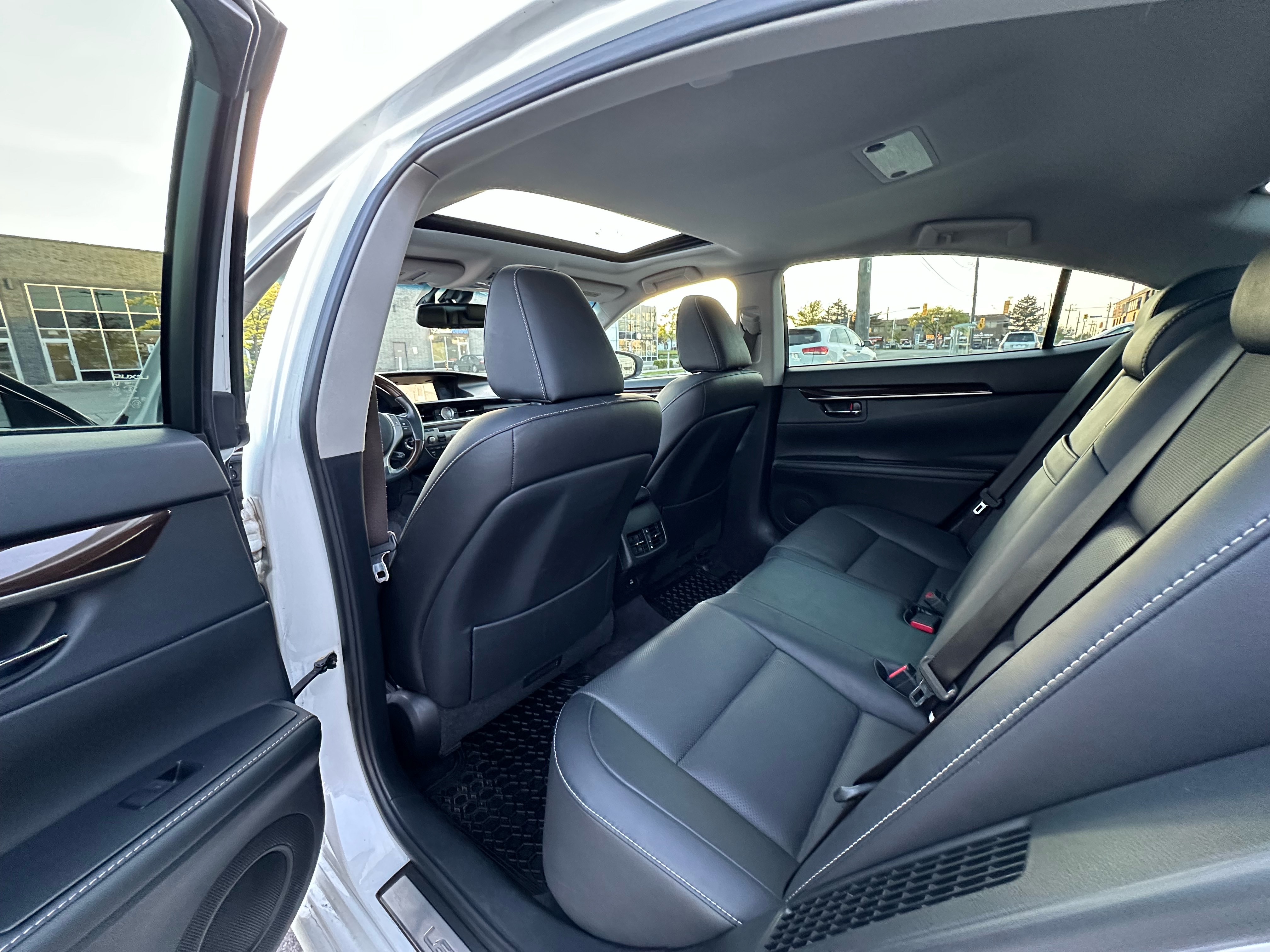 /autocainc/2014-Lexus-ES-6179105520046473.jpg