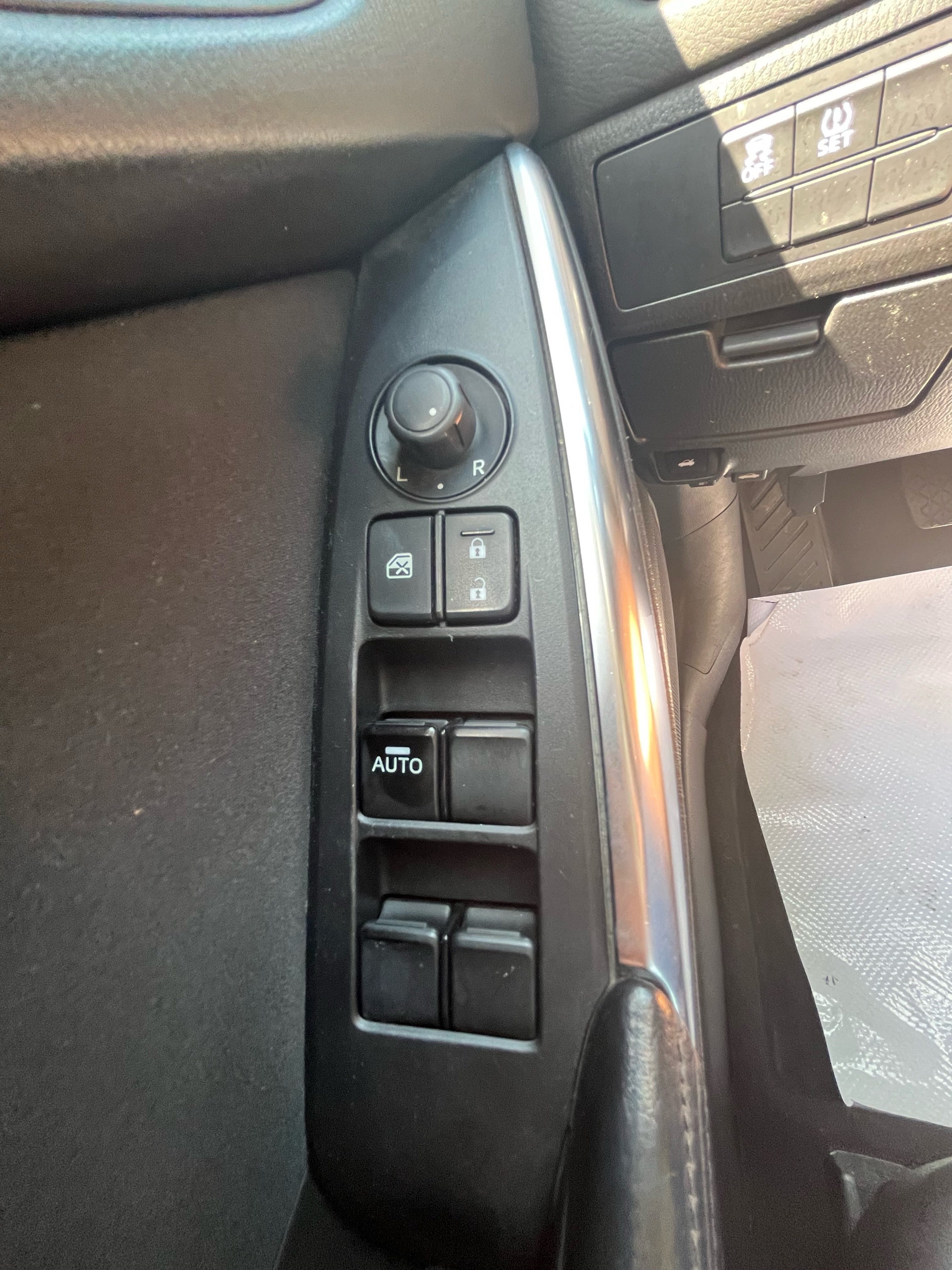 /autocainc/2014-Mazda-Mazda6-7088049130974661.jpg