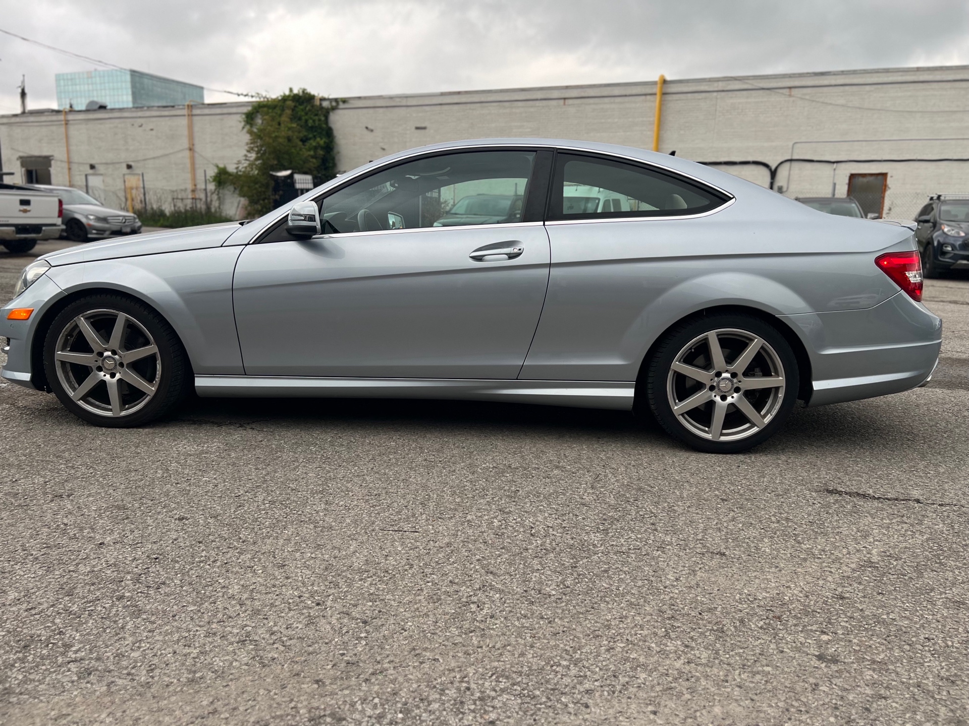 /autocainc/2014-Mercedes-Benz-C-Class-6564051220457721.jpg