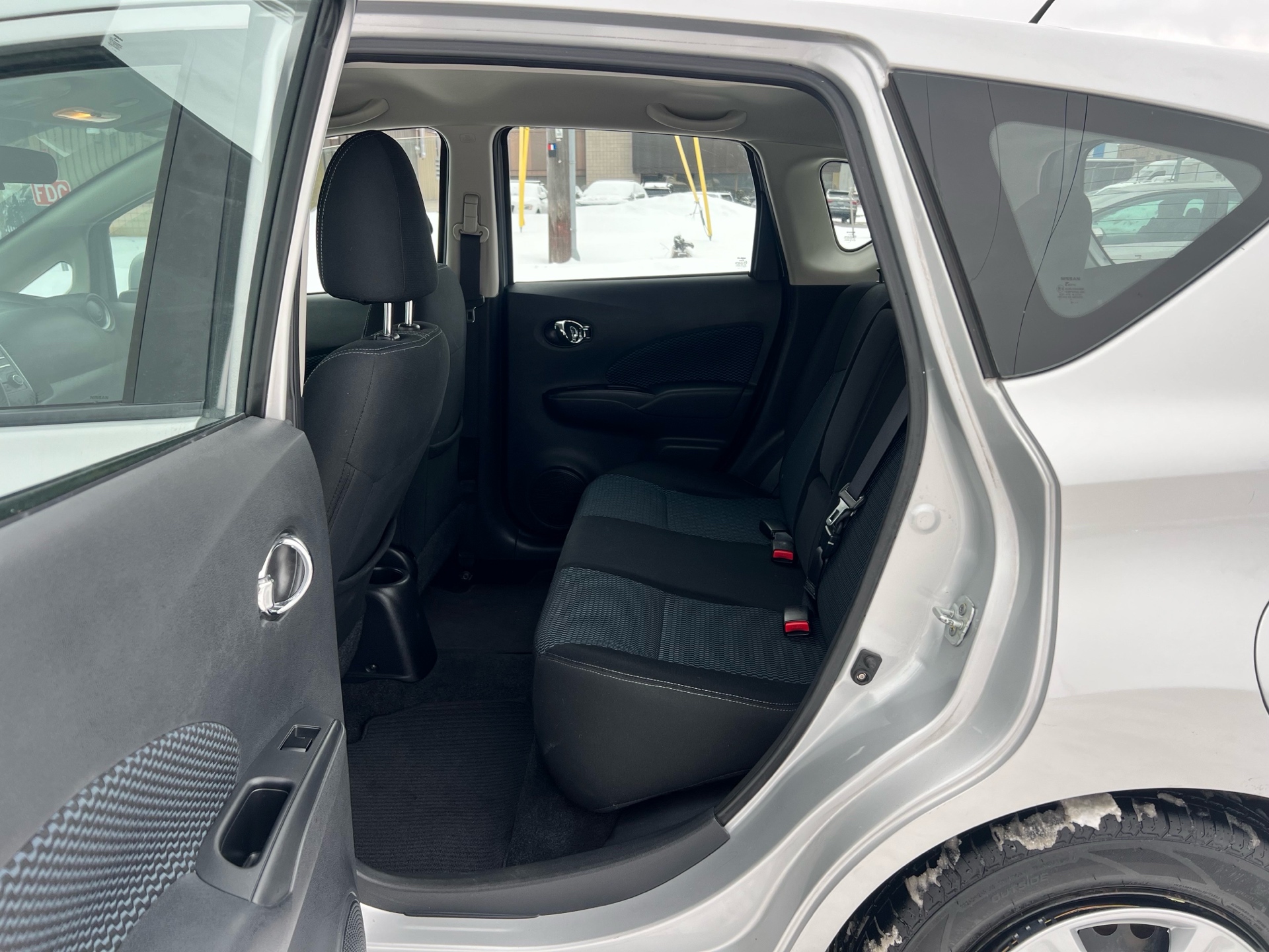 /autocainc/2014-Nissan-VersaNote-10307628128742952.jpg