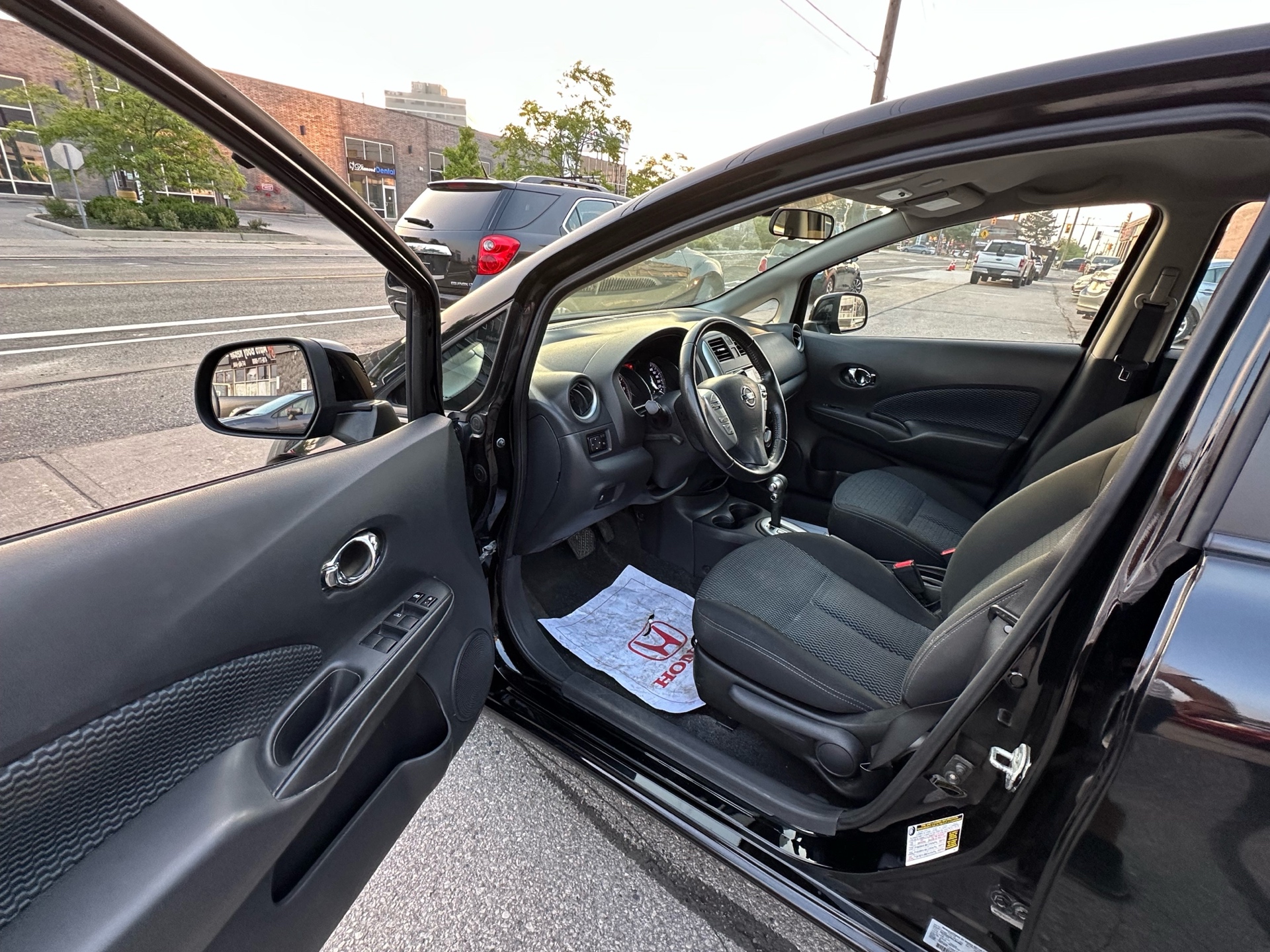 /autocainc/2014-Nissan-VersaNote-8877463028392008.jpg