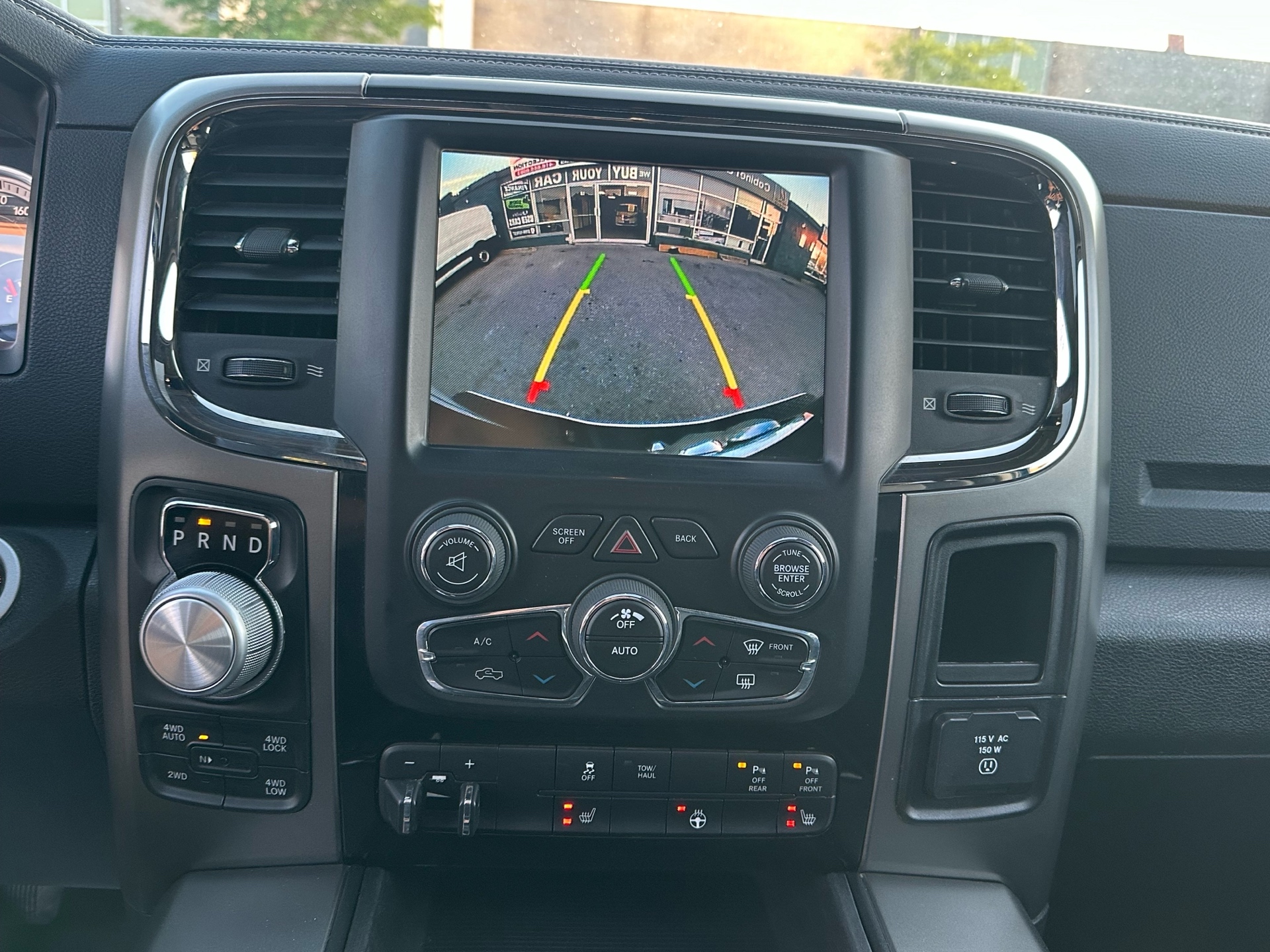 /autocainc/2014-Ram-1500-14811748389338564.jpg
