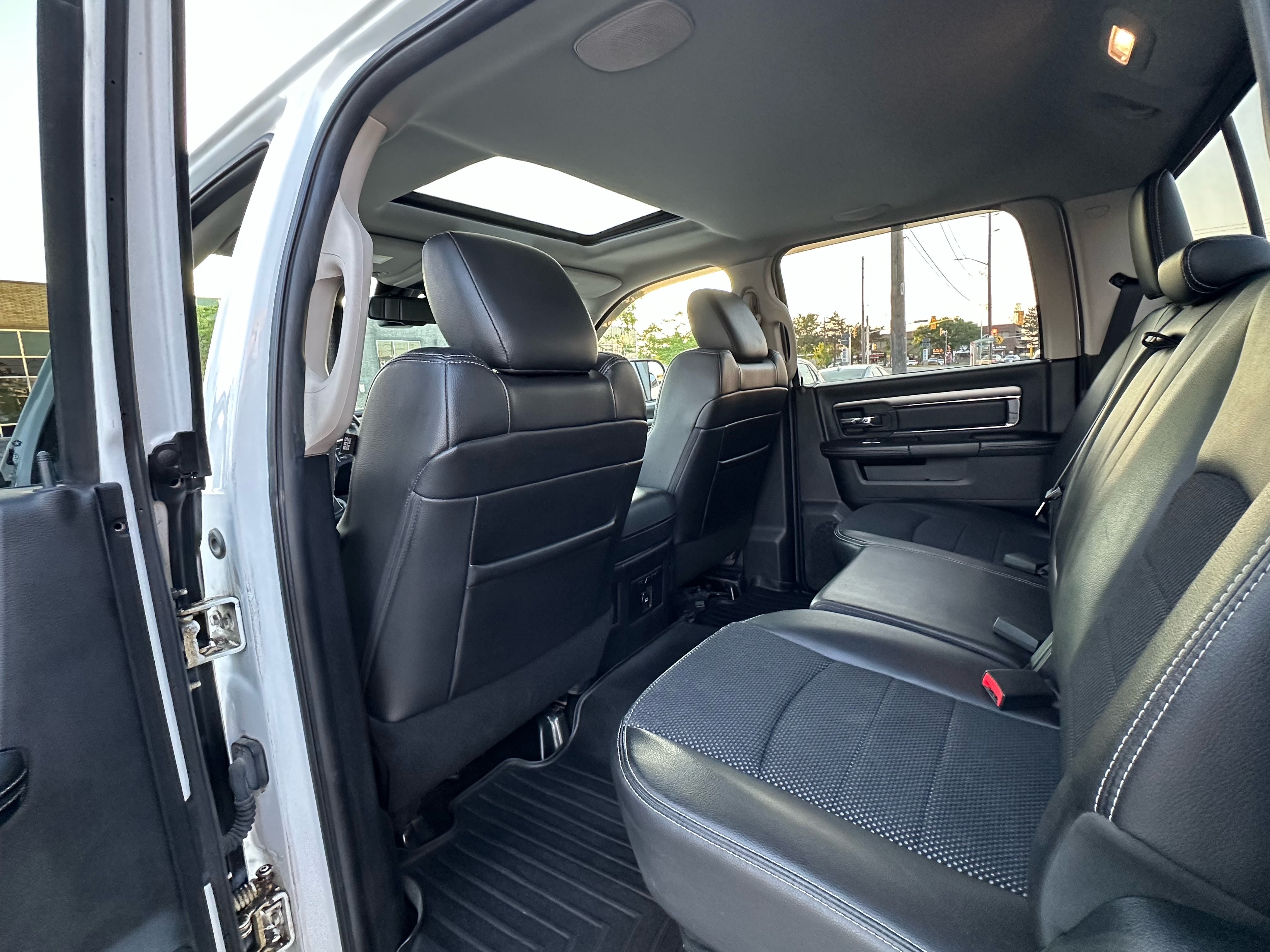 /autocainc/2014-Ram-1500-23522255530064795.jpg