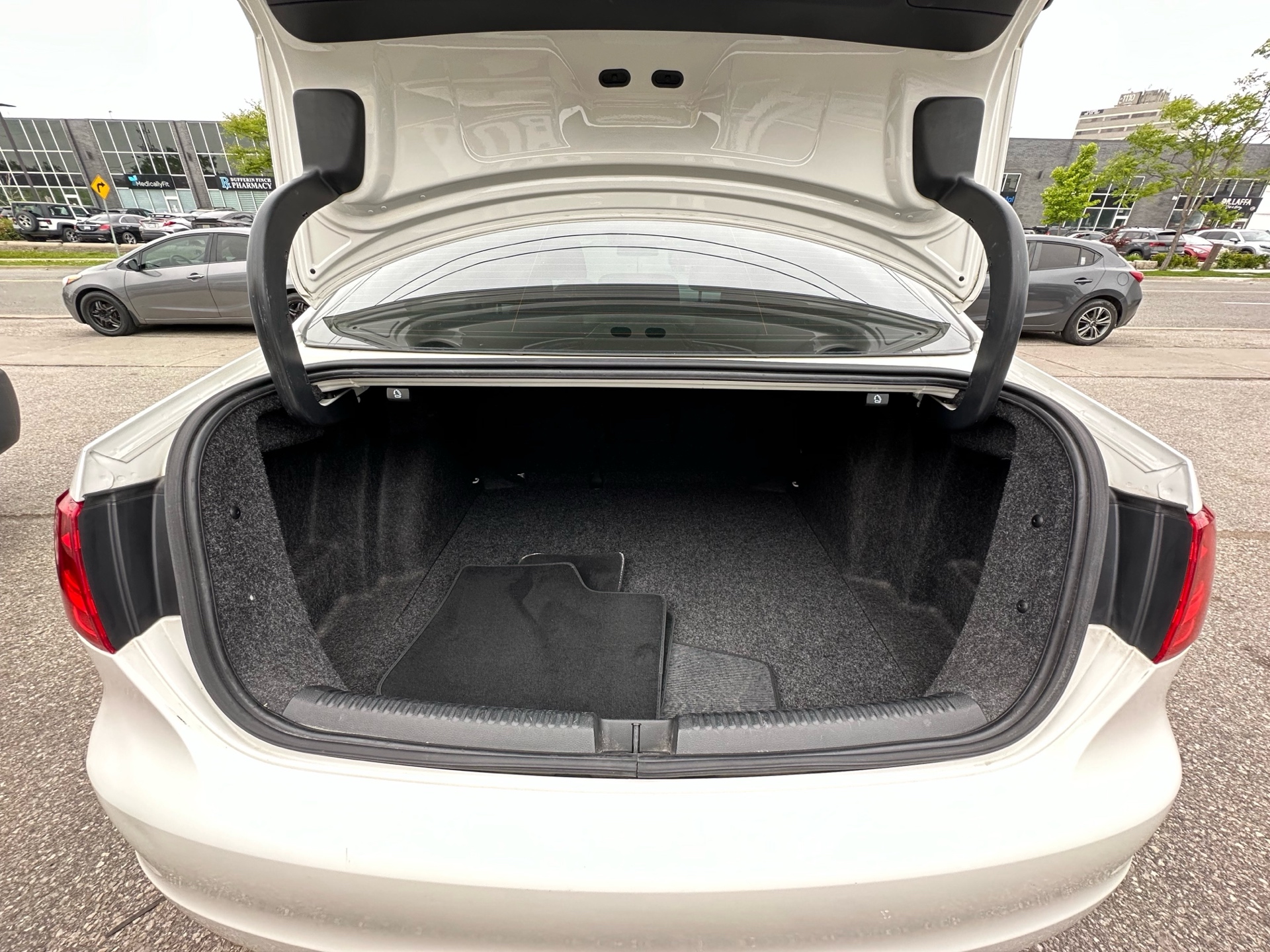 /autocainc/2014-Volkswagen-Jetta-16263933402253006.jpg