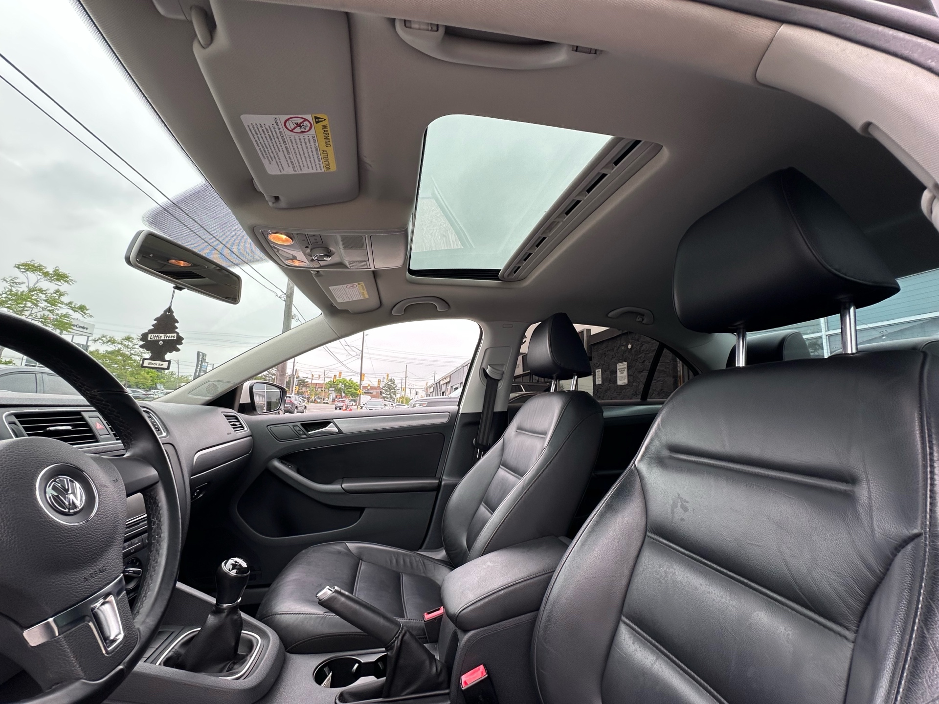 /autocainc/2014-Volkswagen-Jetta-39383702676389754.jpg