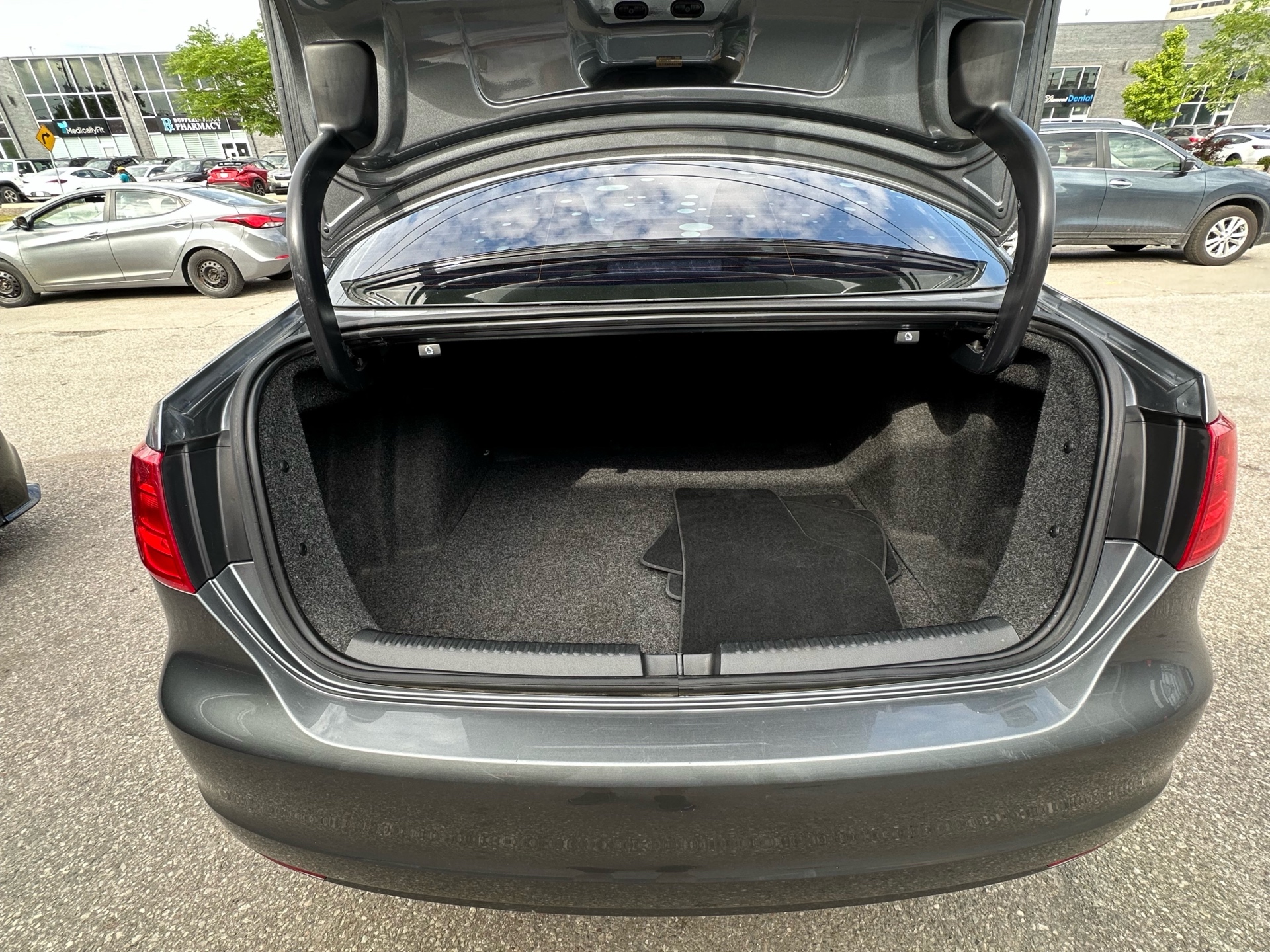 /autocainc/2014-Volkswagen-Jetta-7517389658484241.jpg