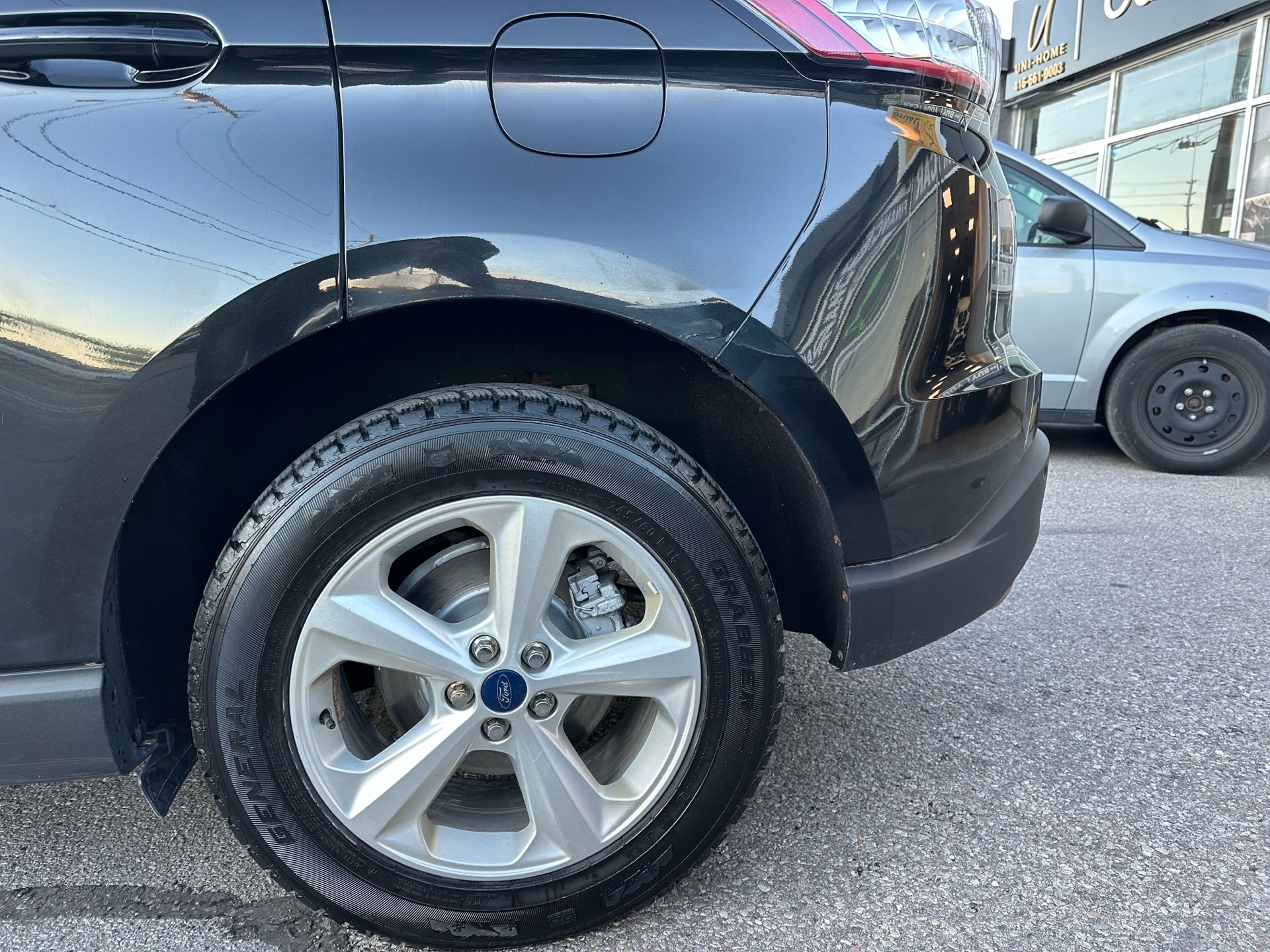 /autocainc/2015-Ford-Edge-45421467473507904.jpg