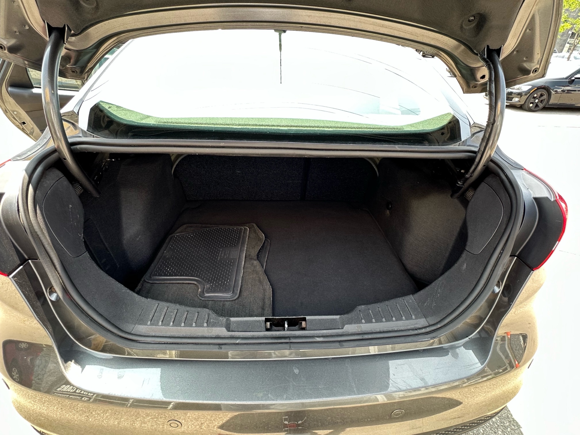 /autocainc/2015-Ford-Focus-13639902906310009.jpg