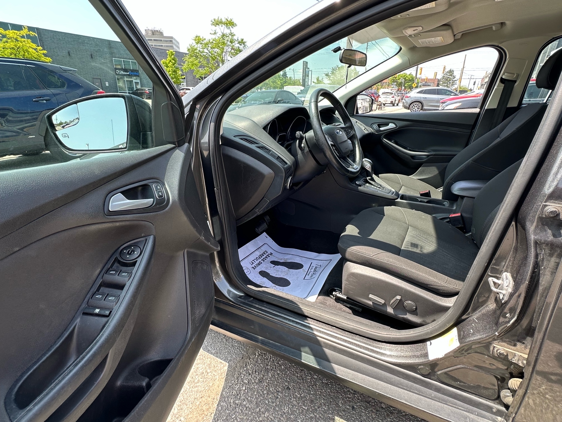 /autocainc/2015-Ford-Focus-6479708731552403.jpg