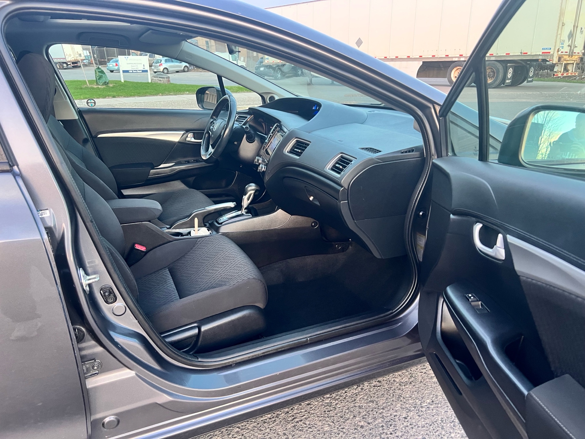 /autocainc/2015-Honda-Civic-21583480391290188.jpg
