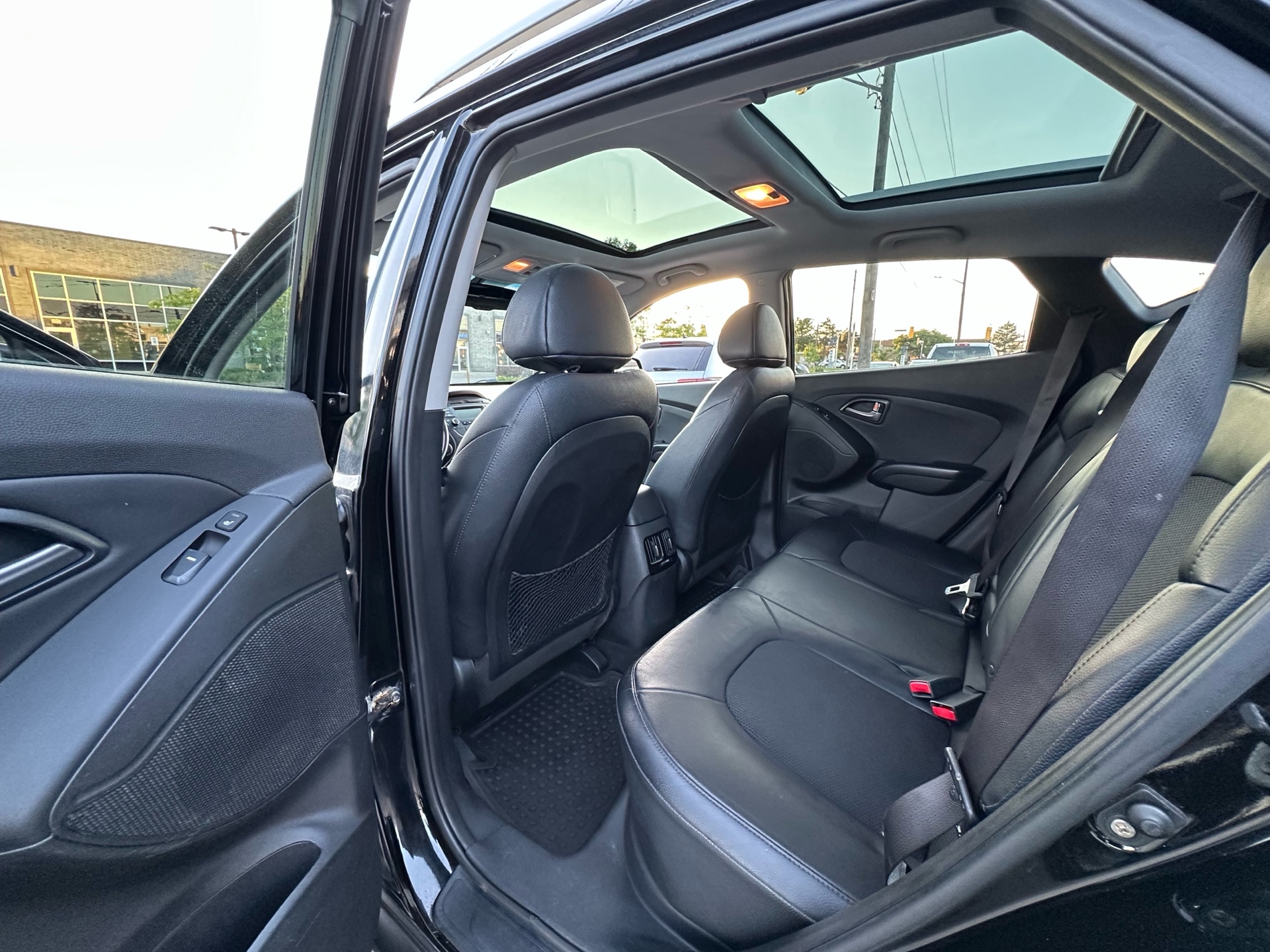 /autocainc/2015-Hyundai-Tucson-8127012542403873.jpg