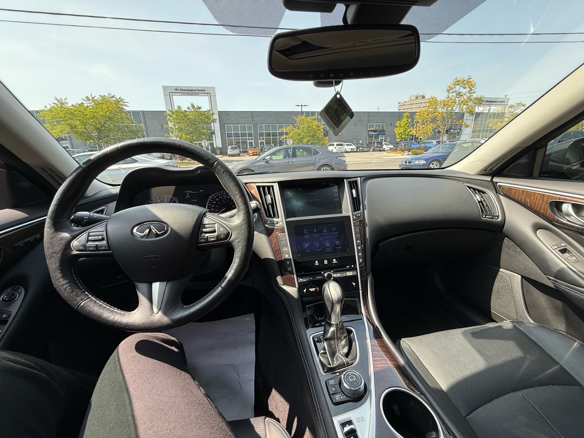/autocainc/2015-INFINITI-Q50-9346294155652115.jpg