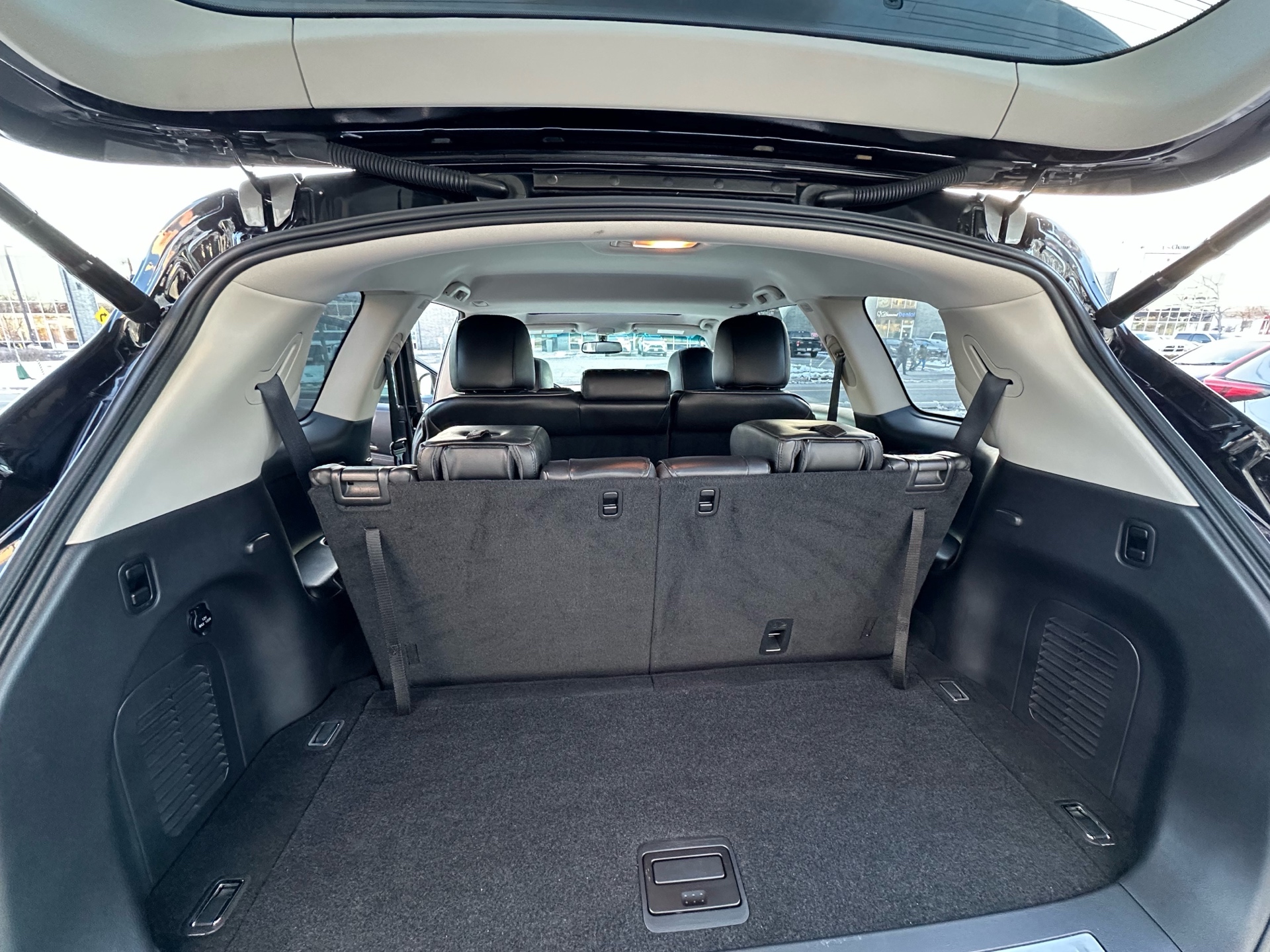 /autocainc/2015-Infiniti-QX60-11910149743920173.jpg