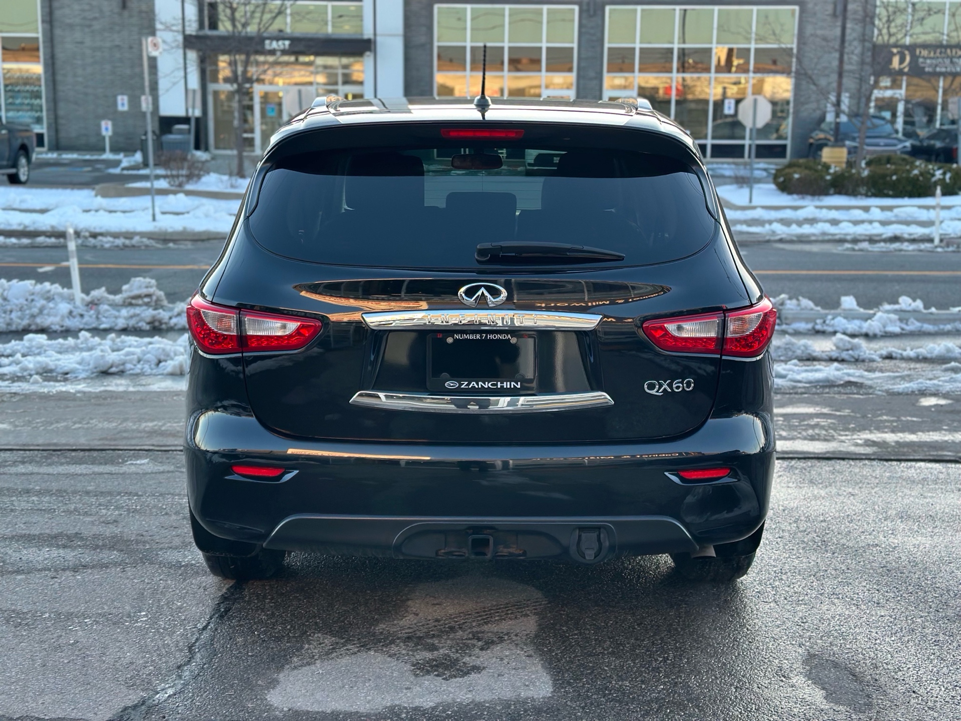 /autocainc/2015-Infiniti-QX60-2423894075939026.jpg