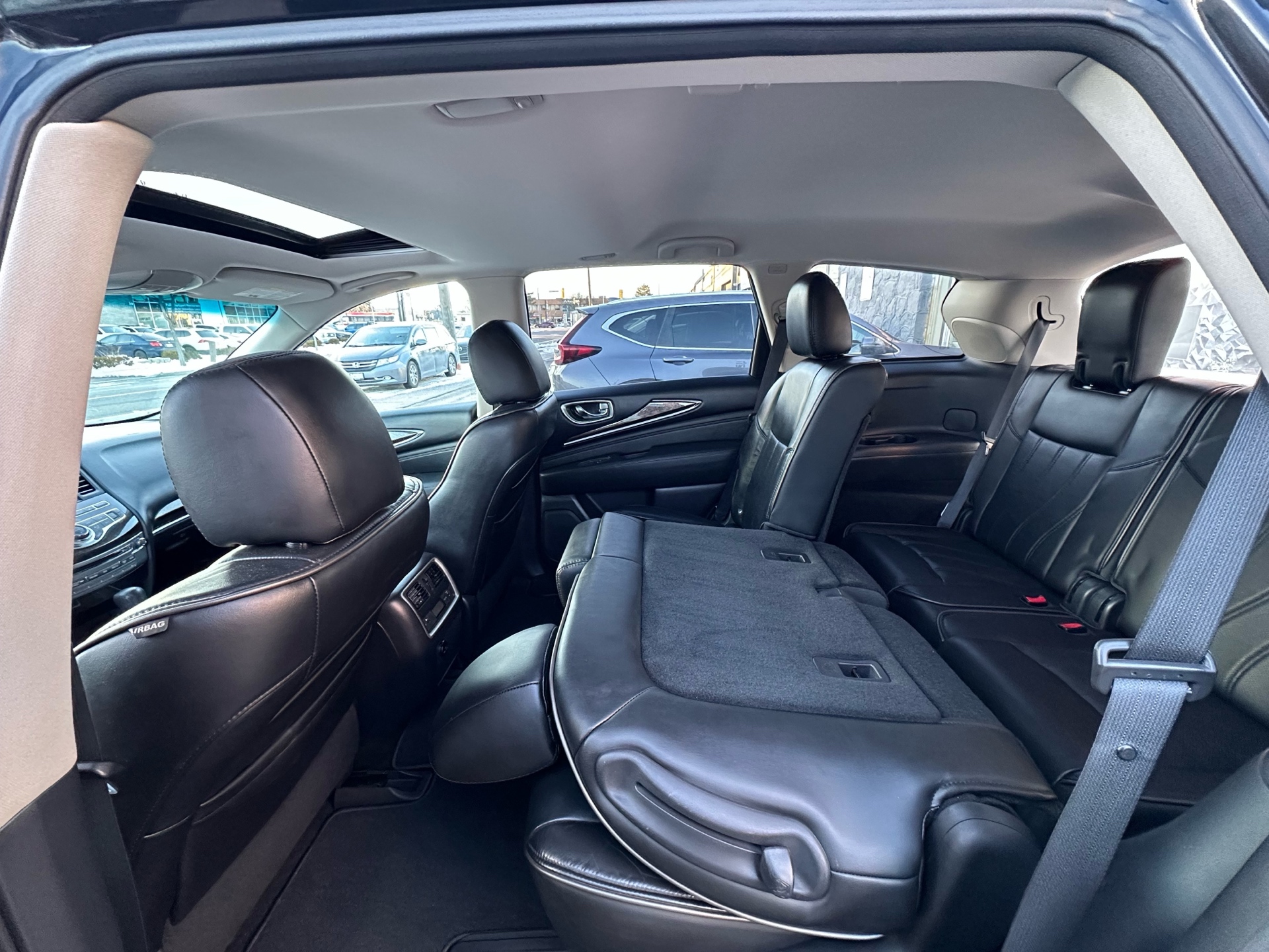 /autocainc/2015-Infiniti-QX60-578113935852286.jpg