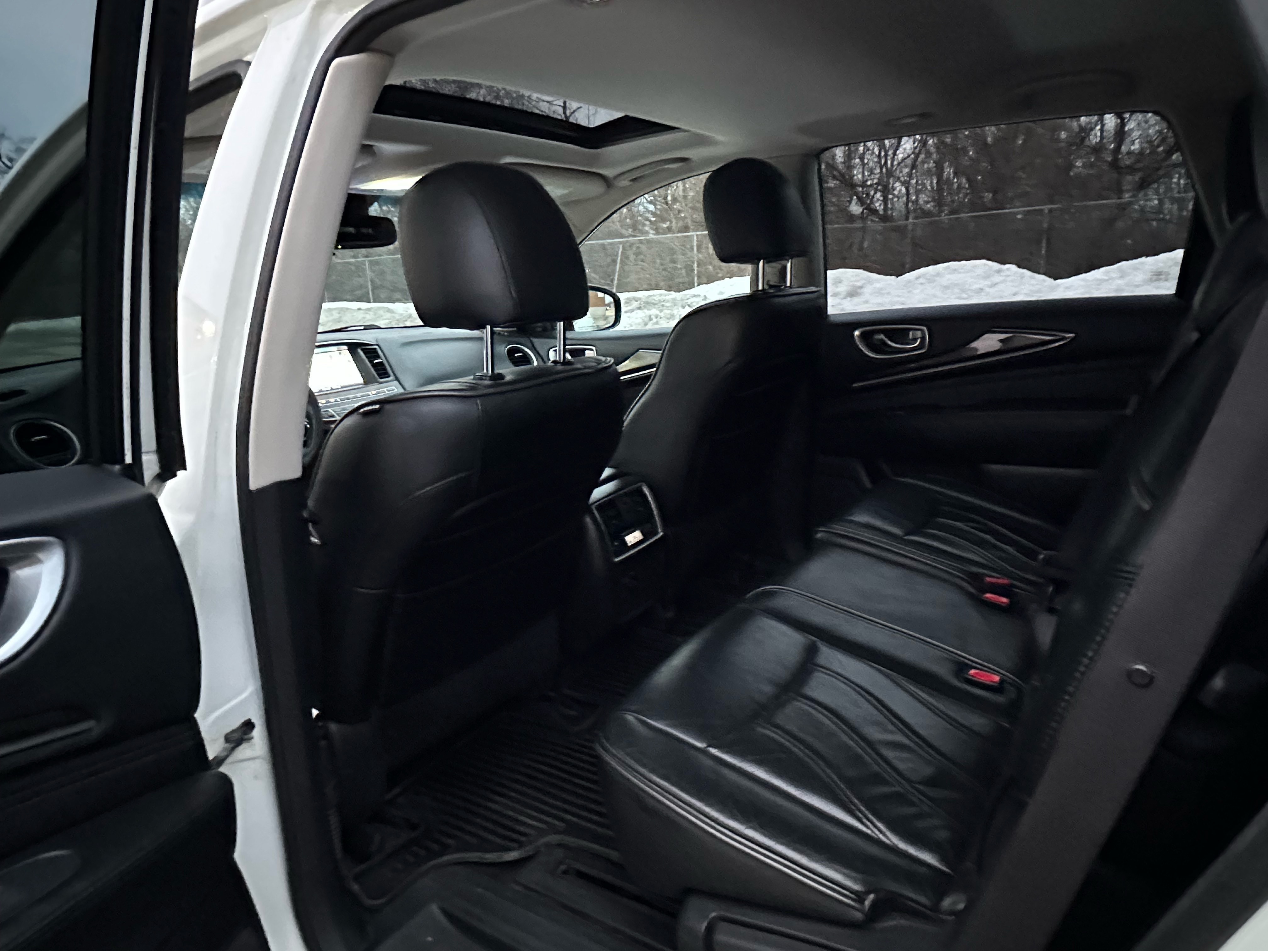/autocainc/2015-Infiniti-QX60-6164551755330905.jpg
