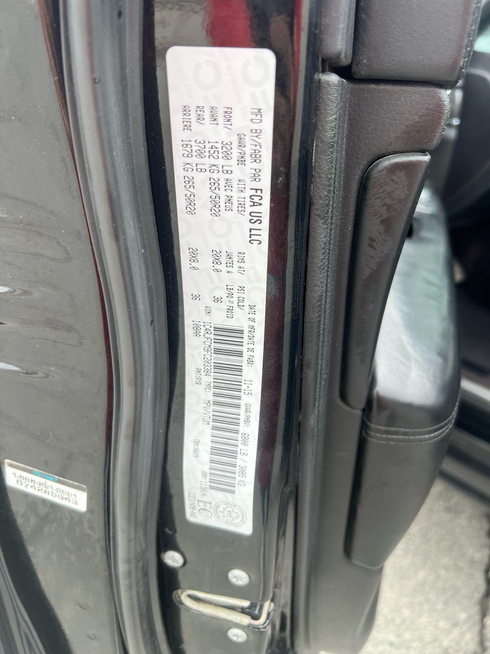 /autocainc/2015-Jeep-GrandCherokee-7025132849521456.jpg