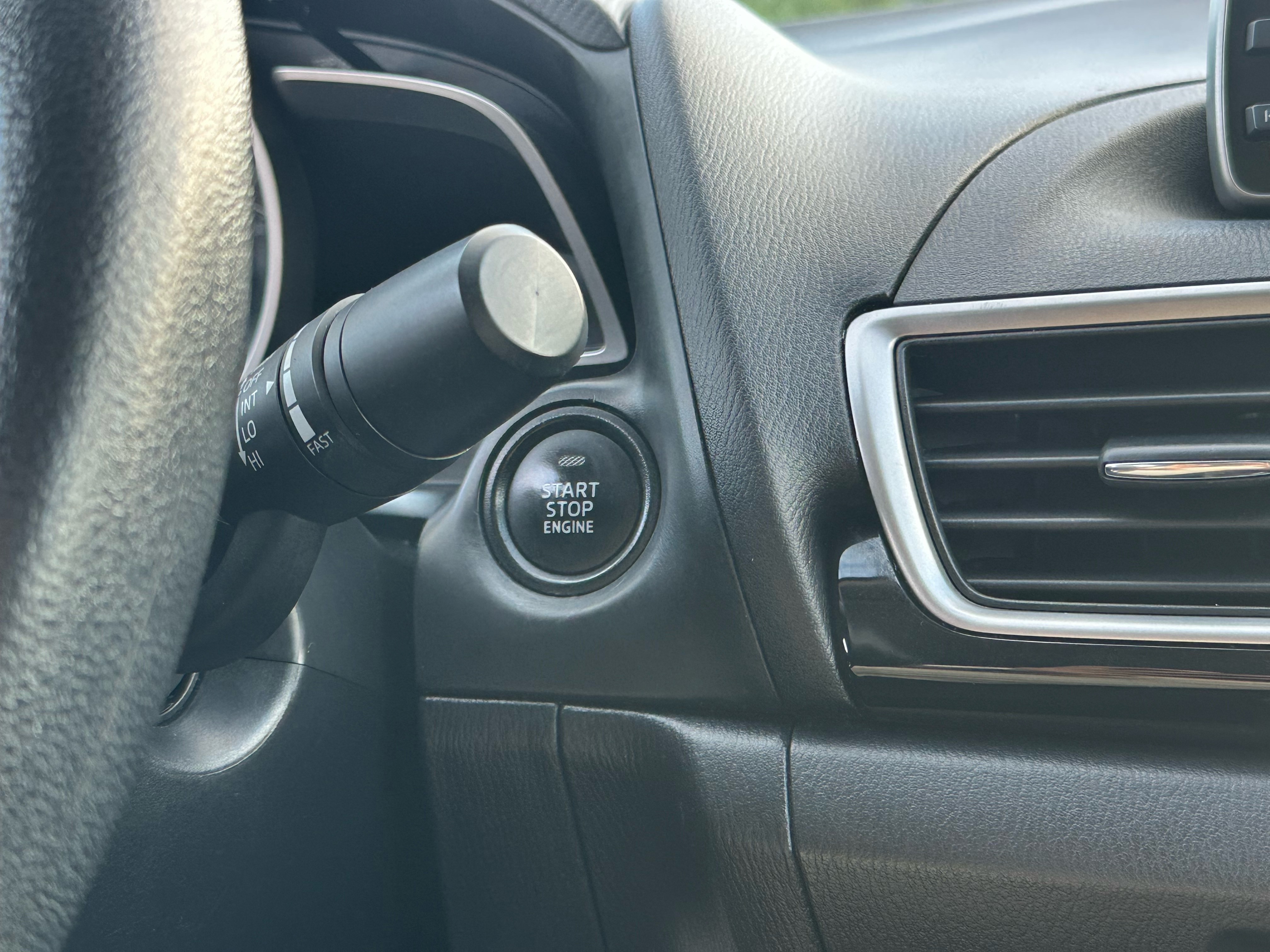 /autocainc/2015-Mazda-Mazda3-7820767790993379.jpg