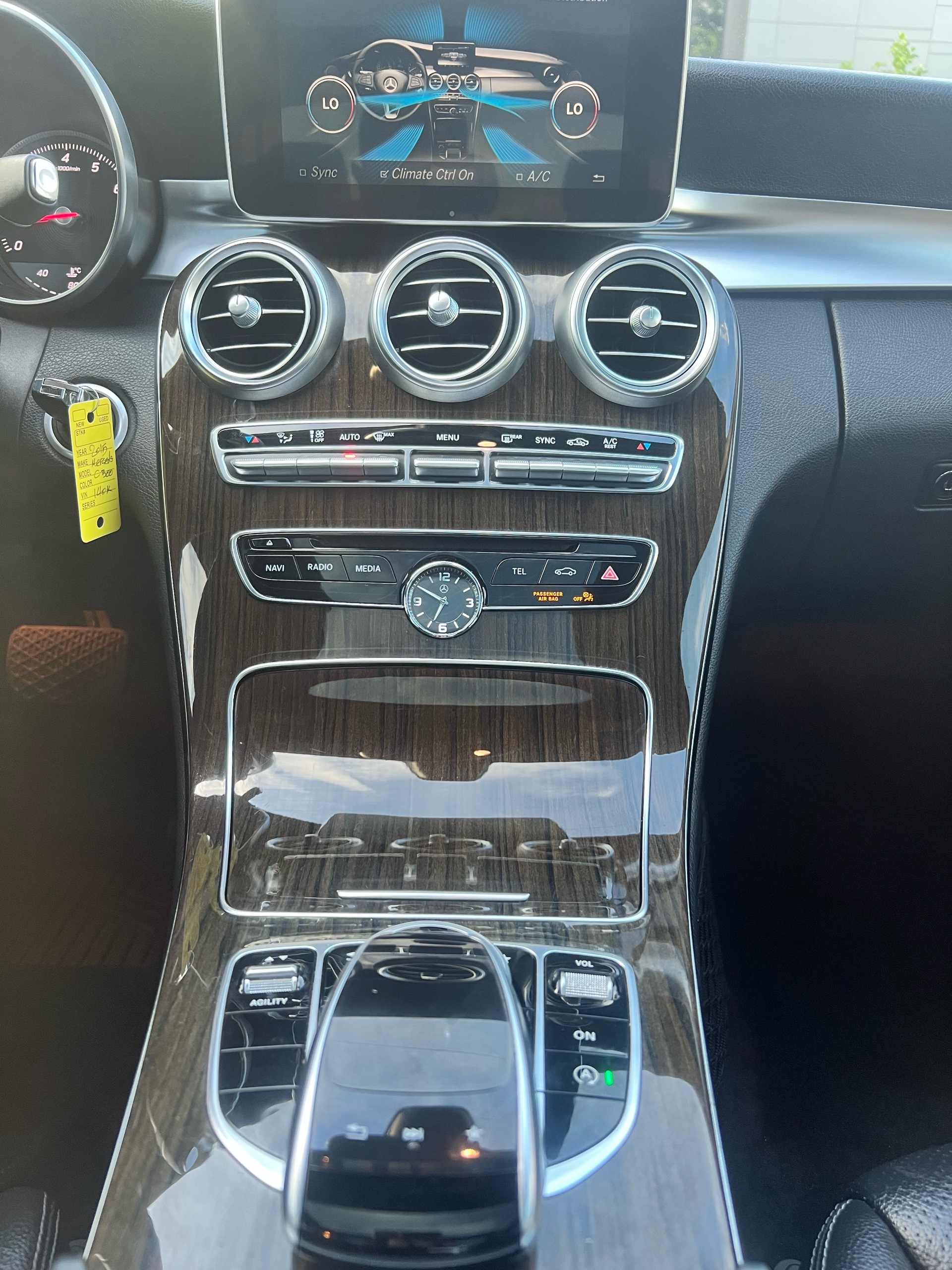 /autocainc/2015-Mercedes-Benz-C-Class-2788465541135059.jpg