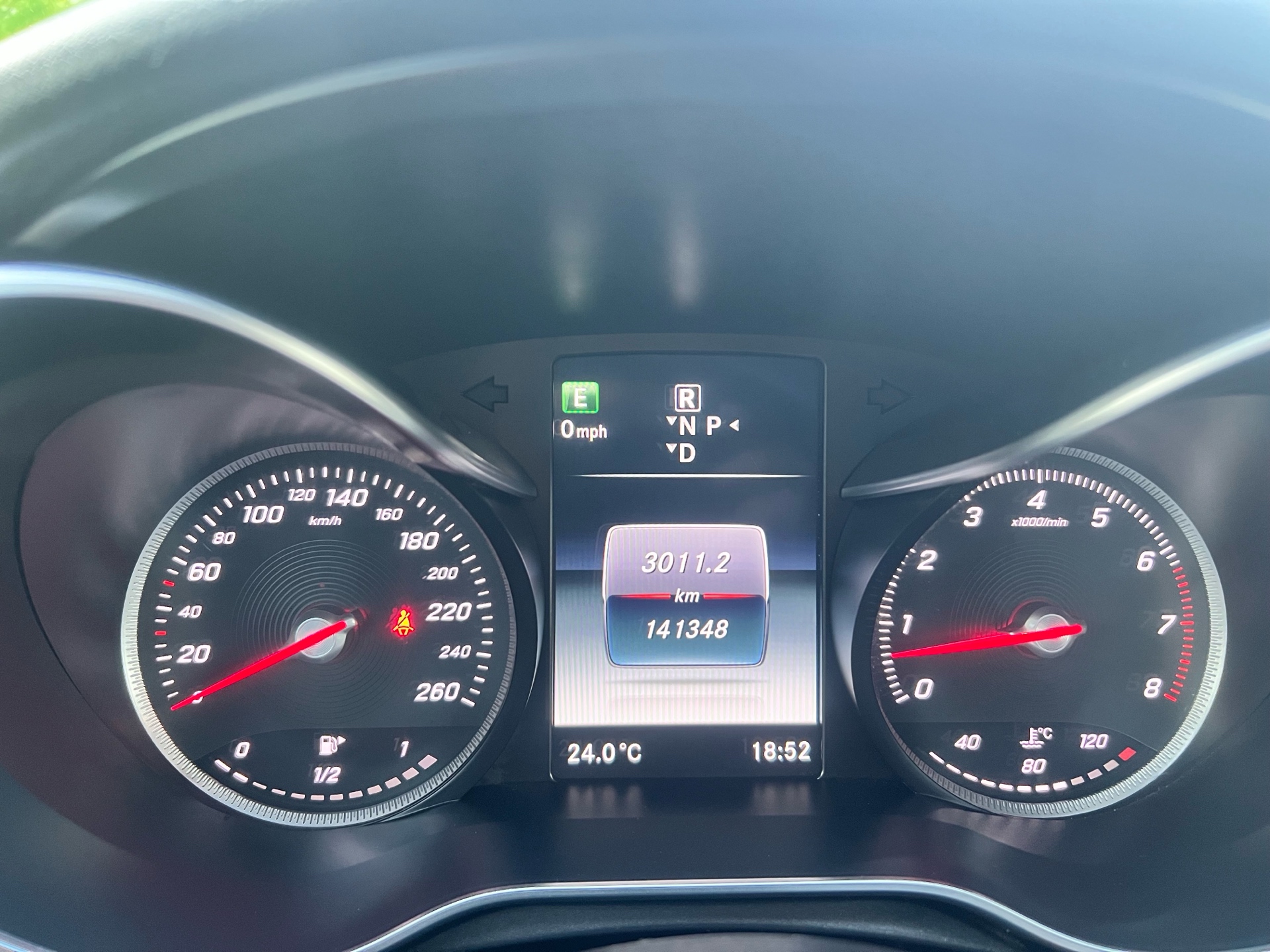 /autocainc/2015-Mercedes-Benz-C-Class-44930025229450443.jpg