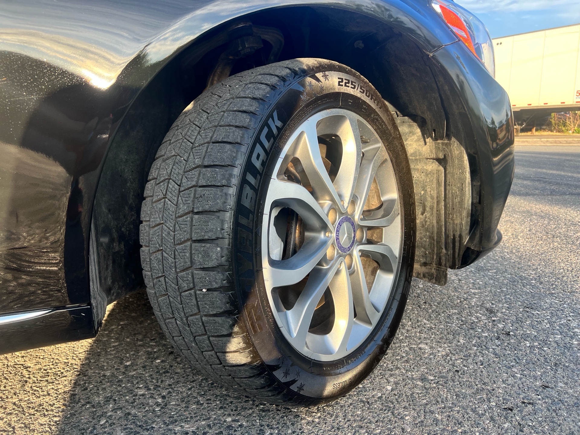 /autocainc/2015-Mercedes-Benz-C-Class-6683397468316152.jpg
