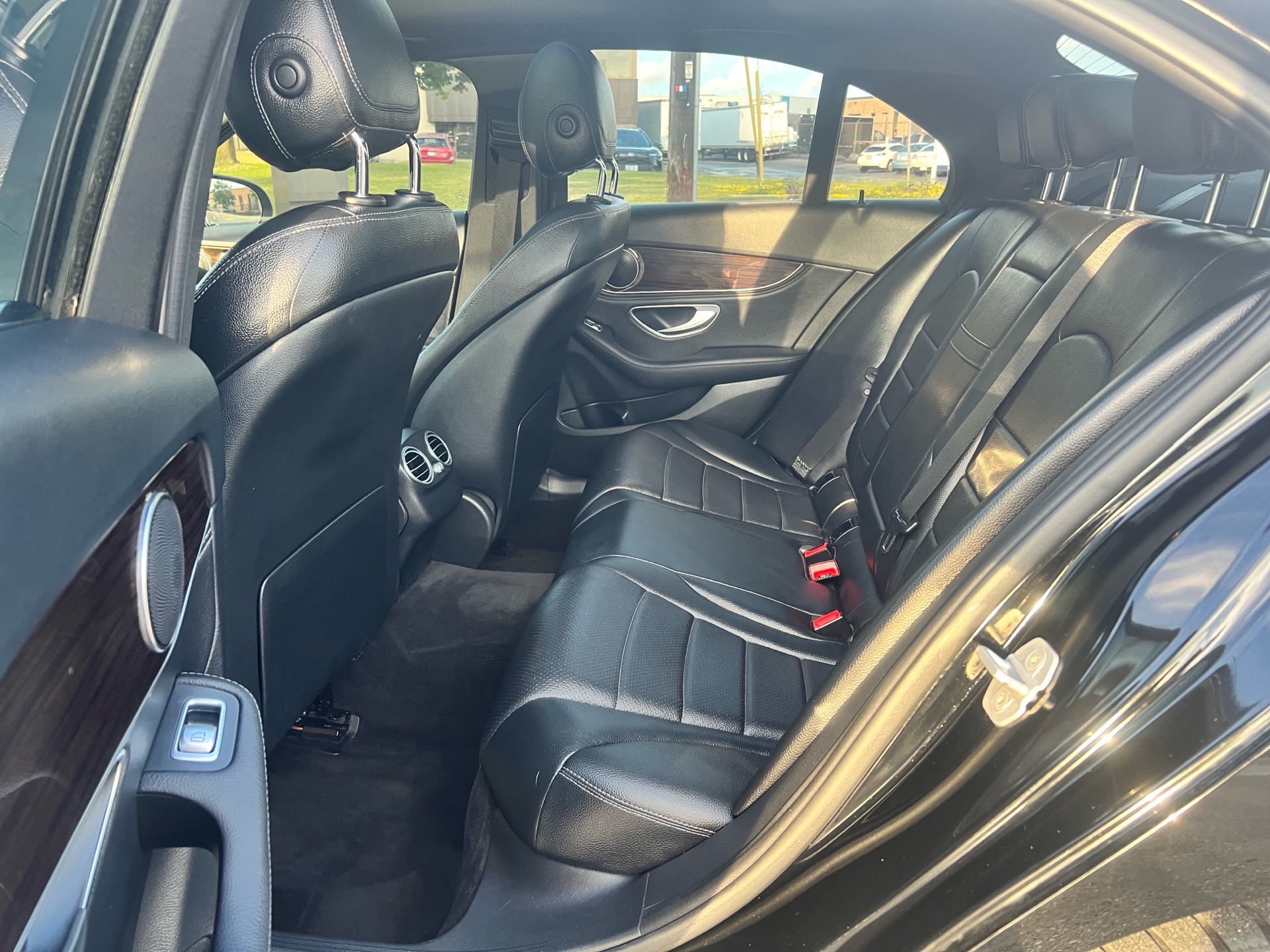 /autocainc/2015-Mercedes-Benz-C-Class-8418049053386203.jpg