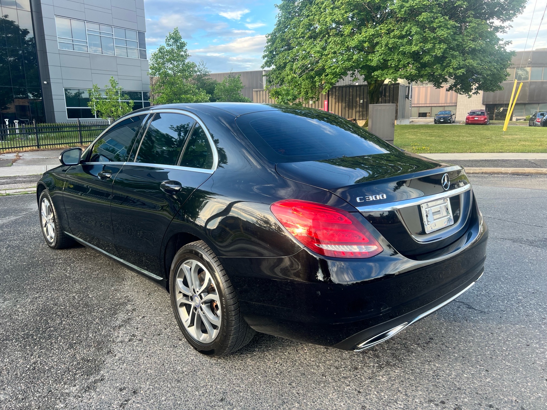 /autocainc/2015-Mercedes-Benz-C-Class-8977710551156874.jpg