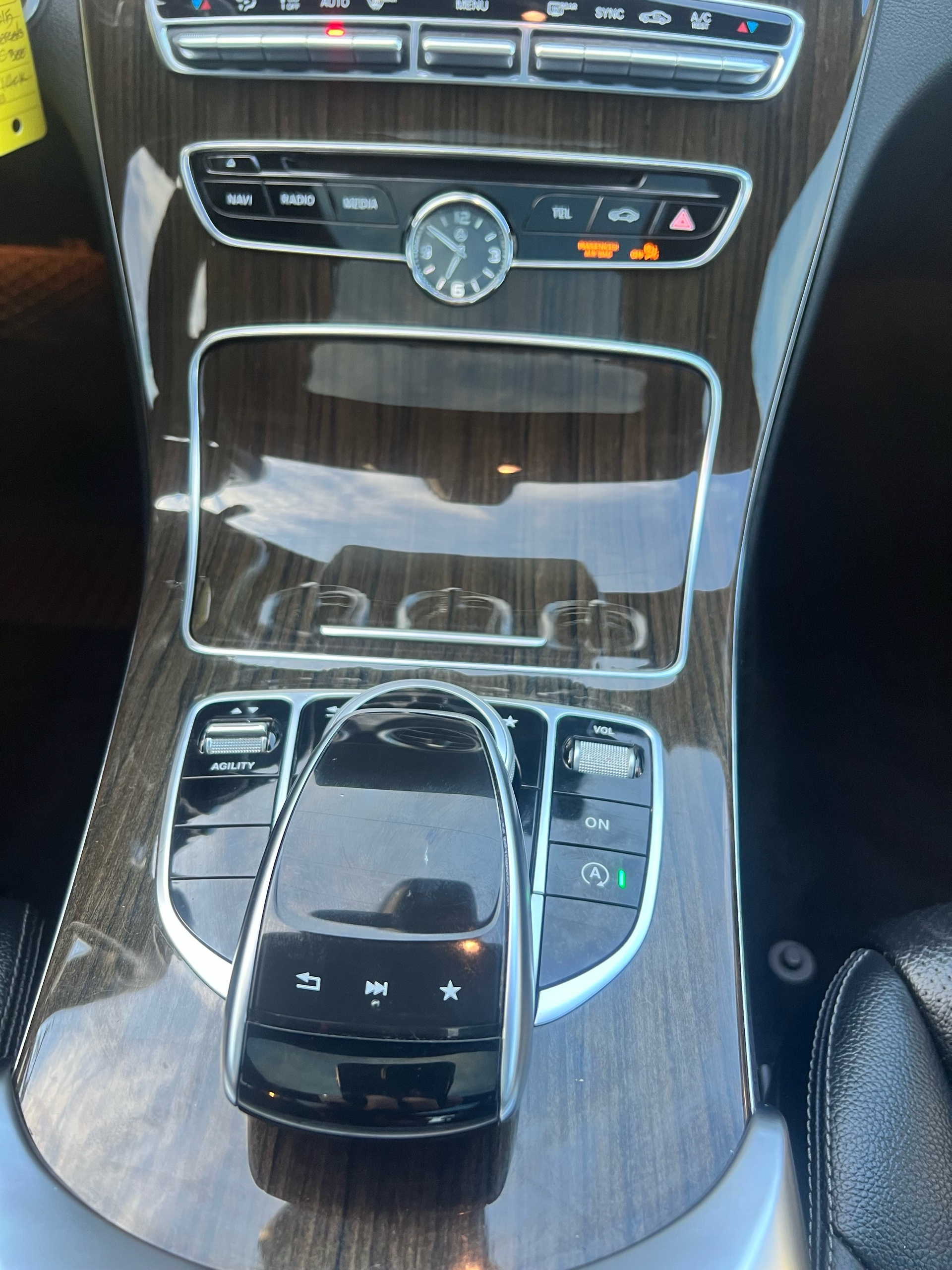 /autocainc/2015-Mercedes-Benz-C-Class-991155459640702.jpg