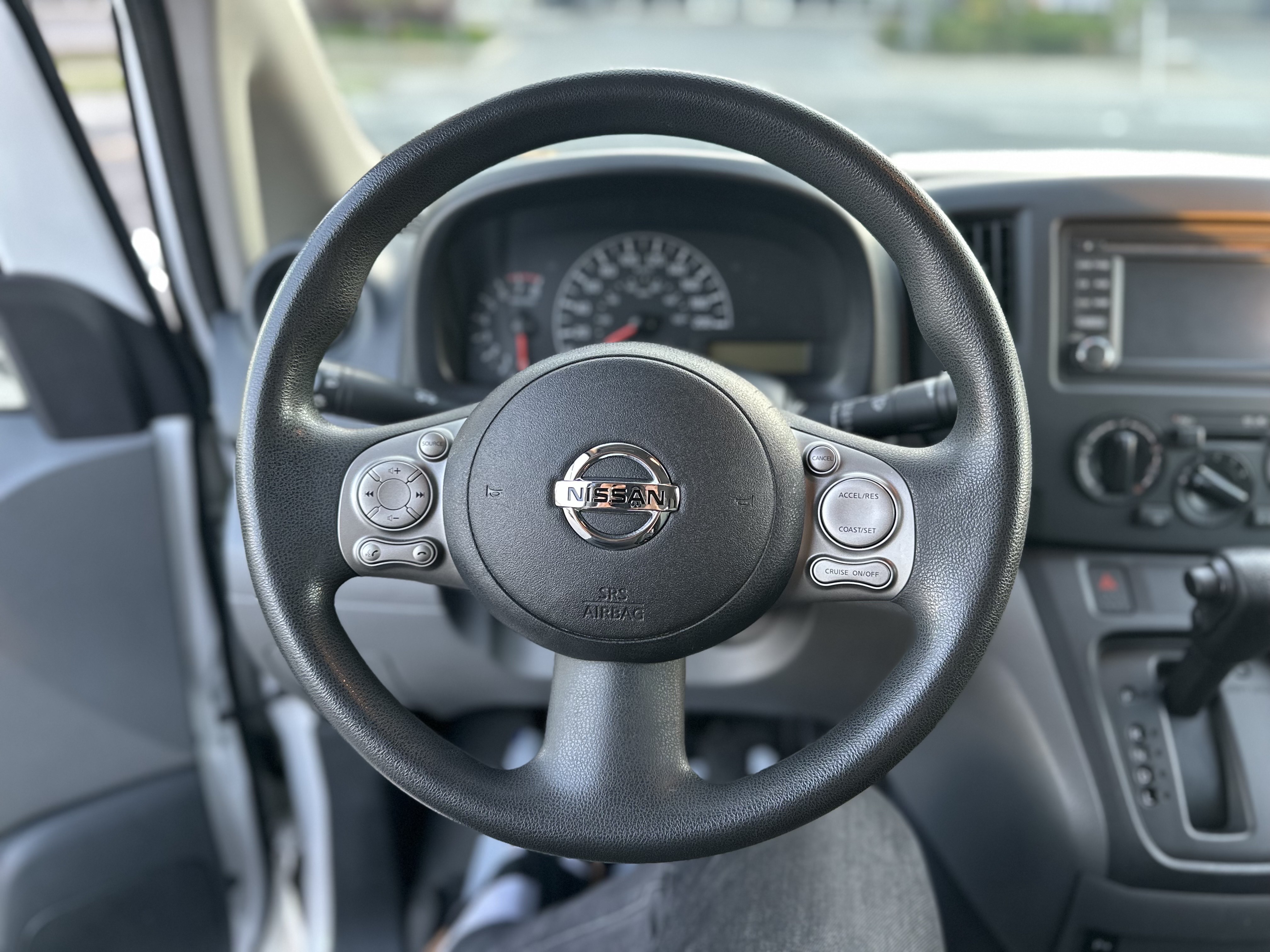 /autocainc/2015-Nissan-NV200-3317409680340966.jpg