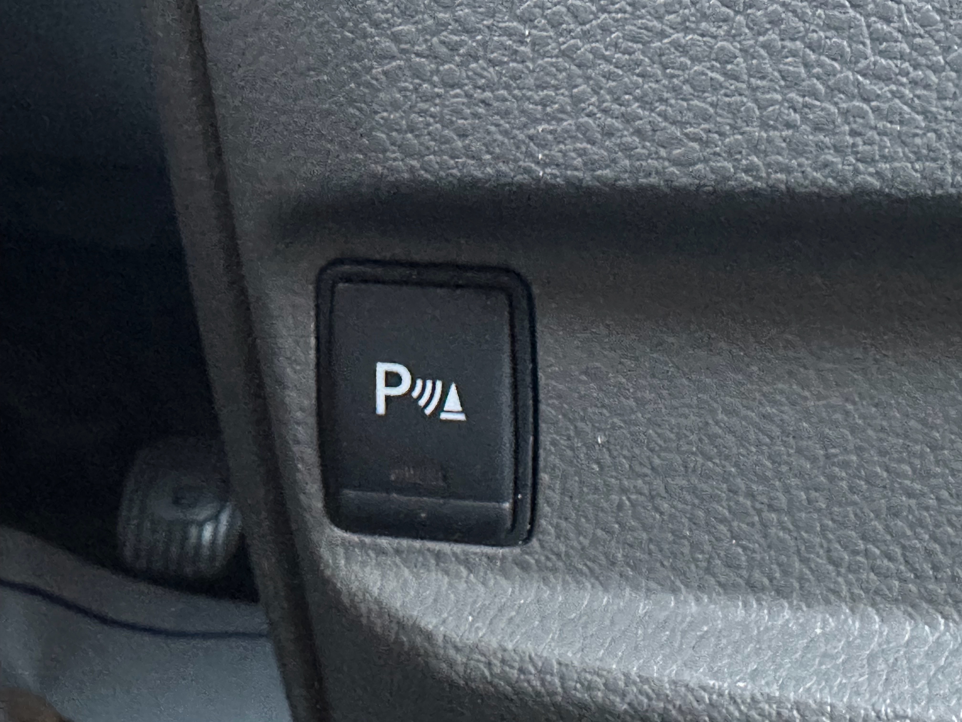 /autocainc/2015-Nissan-NV200-532877303759252.jpg