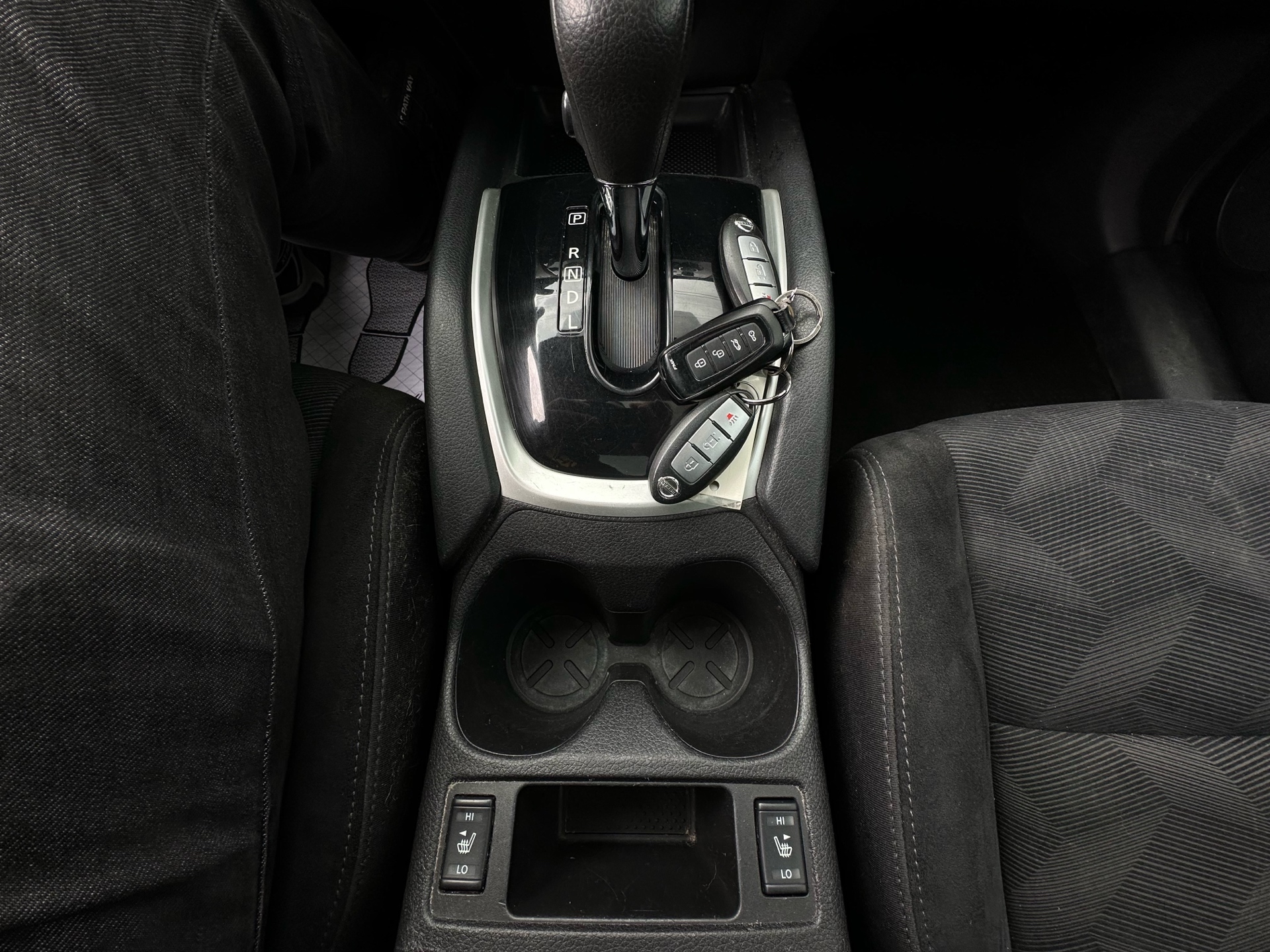 /autocainc/2015-Nissan-Rogue-8623092515036059.jpg