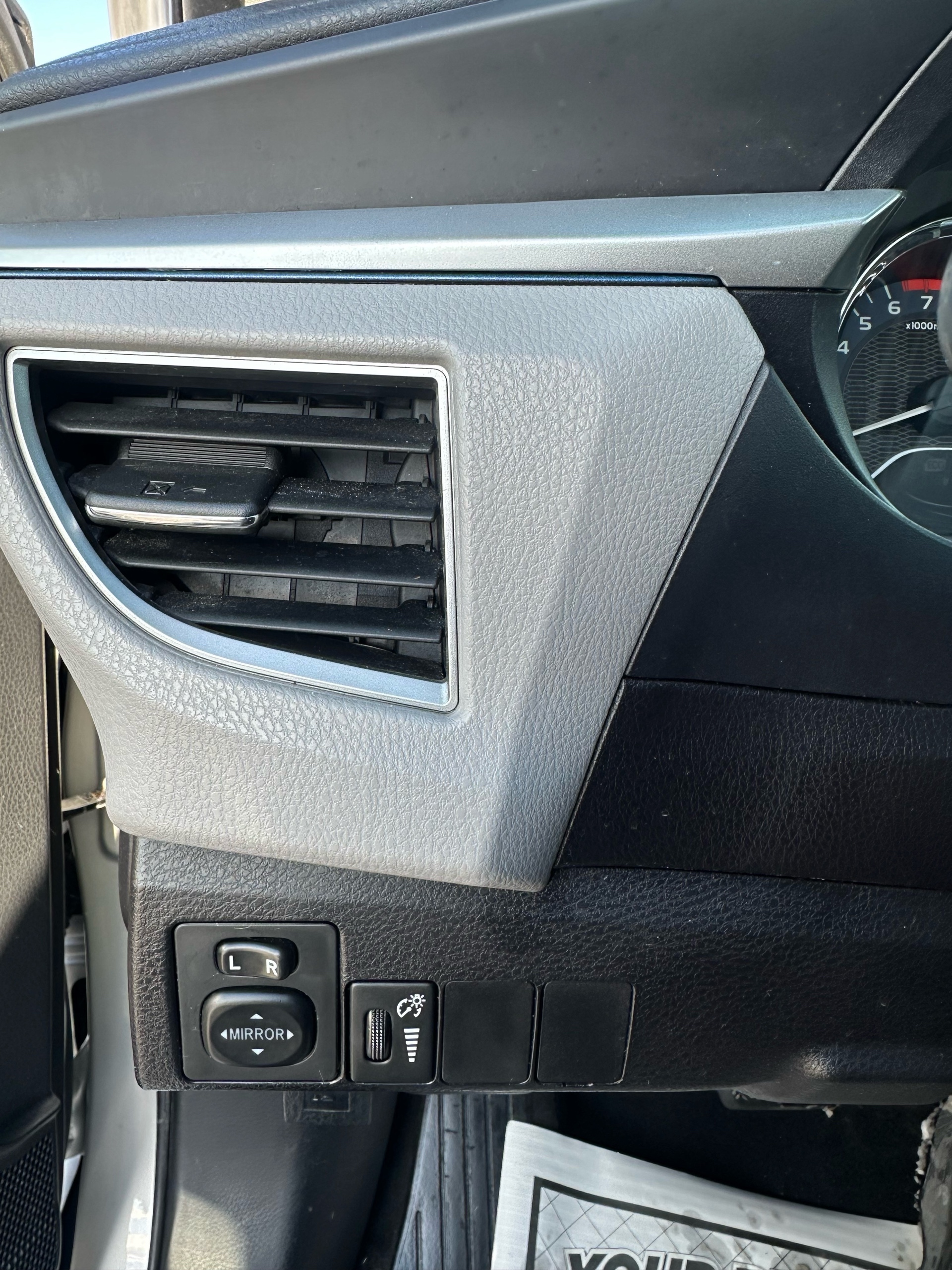/autocainc/2015-Toyota-Corolla-3641783000307117.jpg