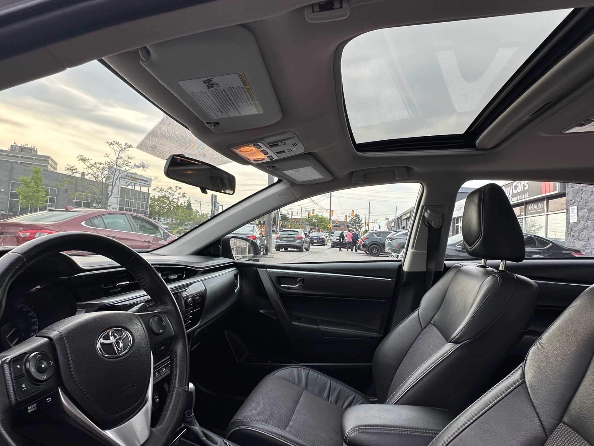 /autocainc/2015-Toyota-Corolla-8384207050411949.jpg
