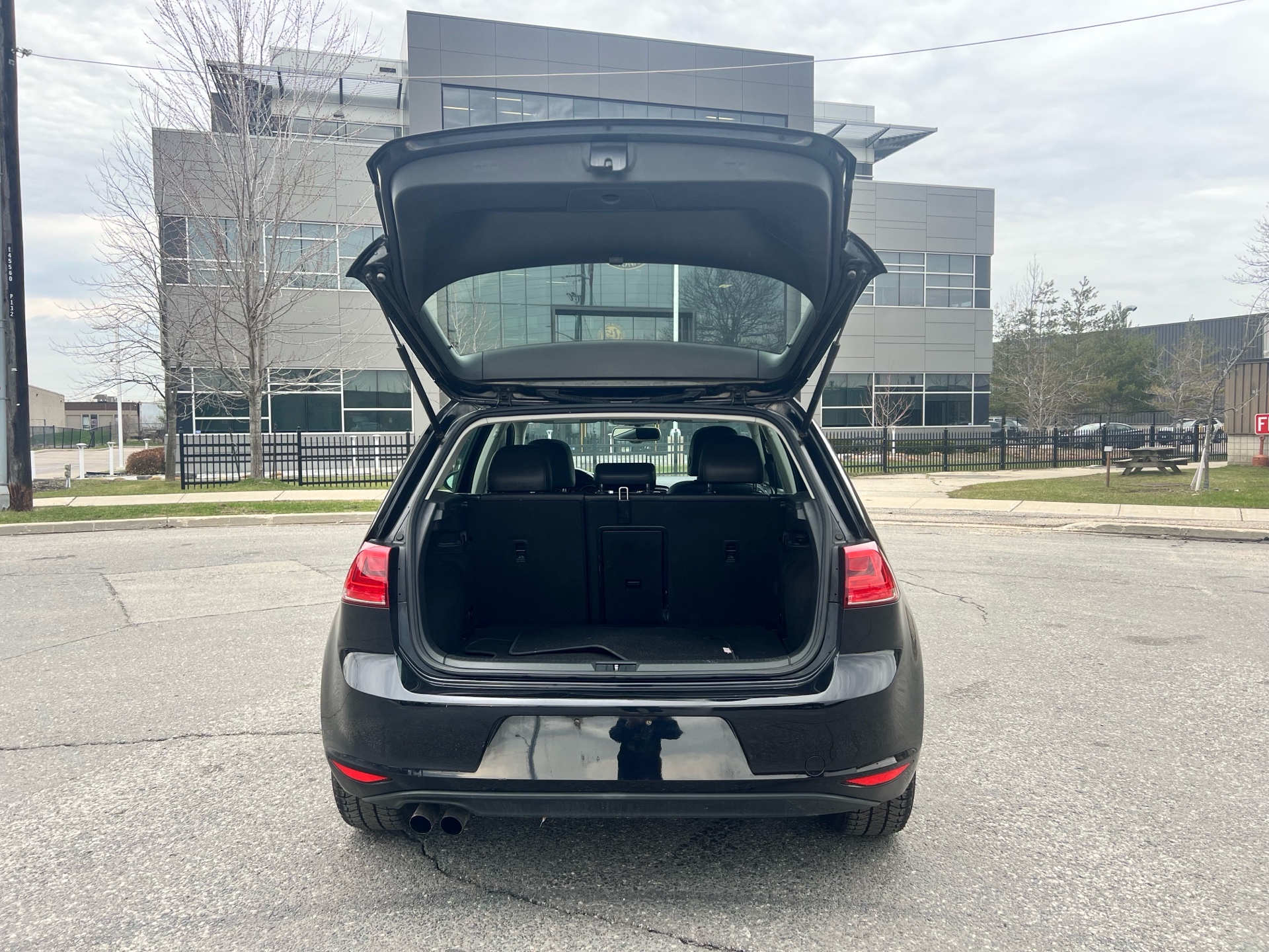 /autocainc/2015-Volkswagen-Golf-7881642841955181.jpg