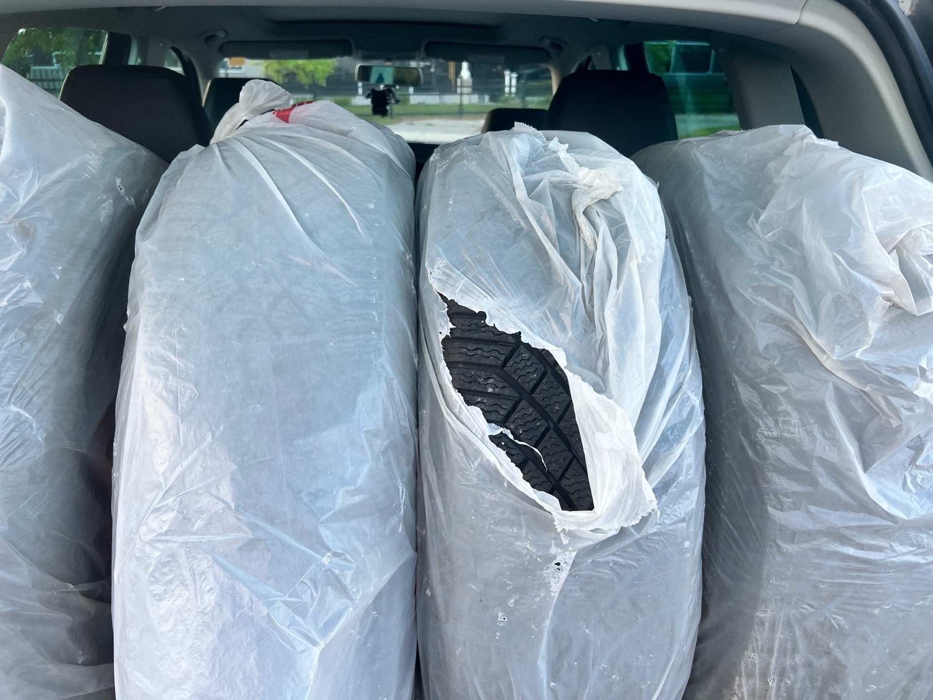 /autocainc/2015-Volkswagen-Tiguan-17786300250918963.jpg