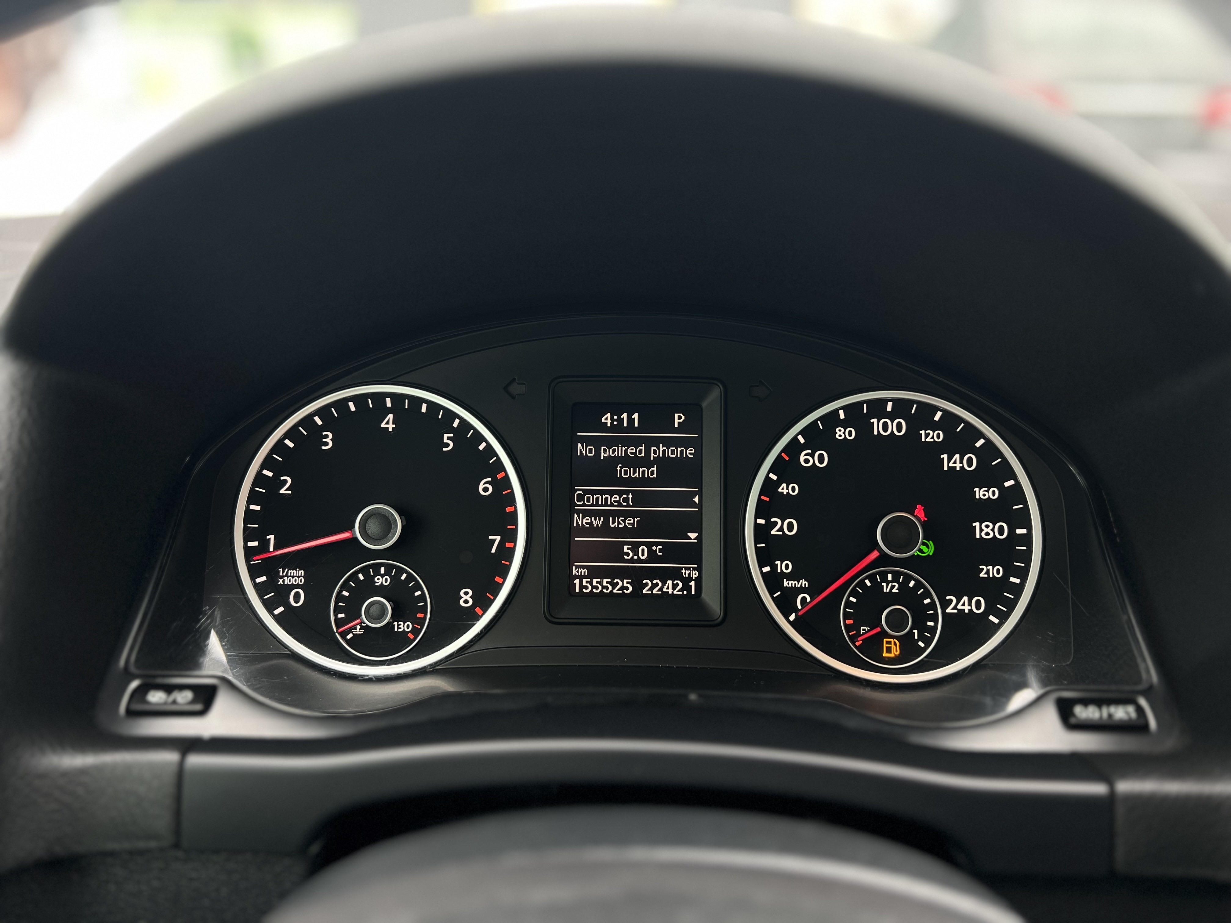 /autocainc/2015-Volkswagen-Tiguan-4064356342356652.jpg