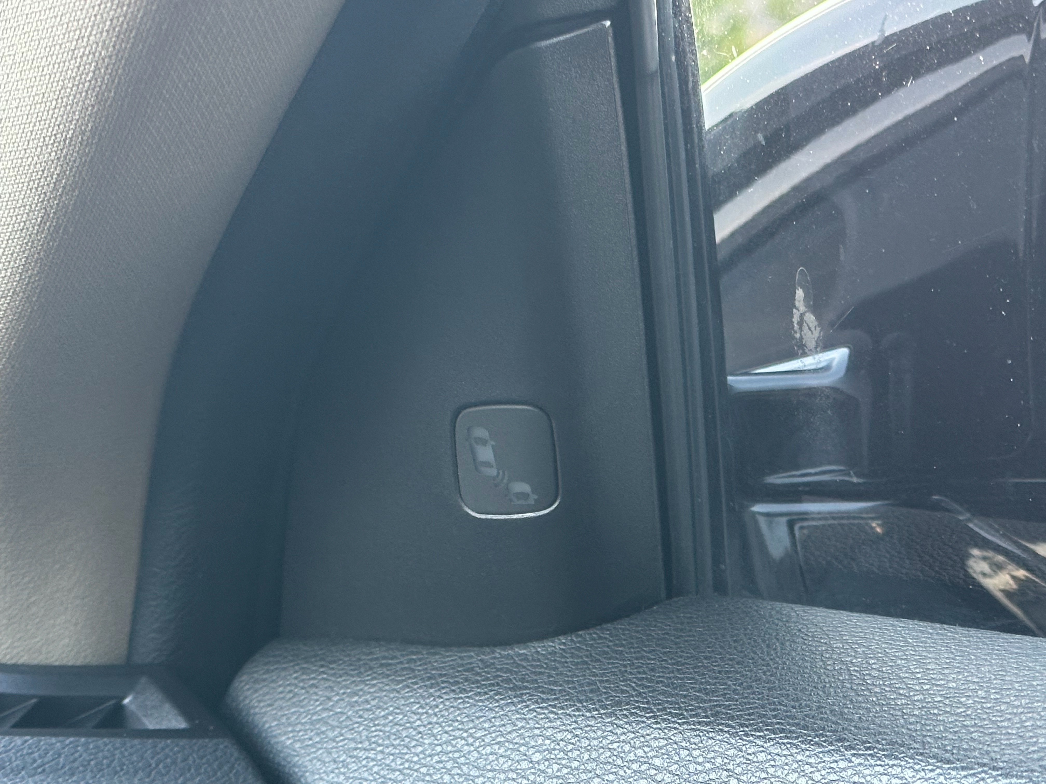 /autocainc/2016-Acura-TLX-5649499362990291.jpg