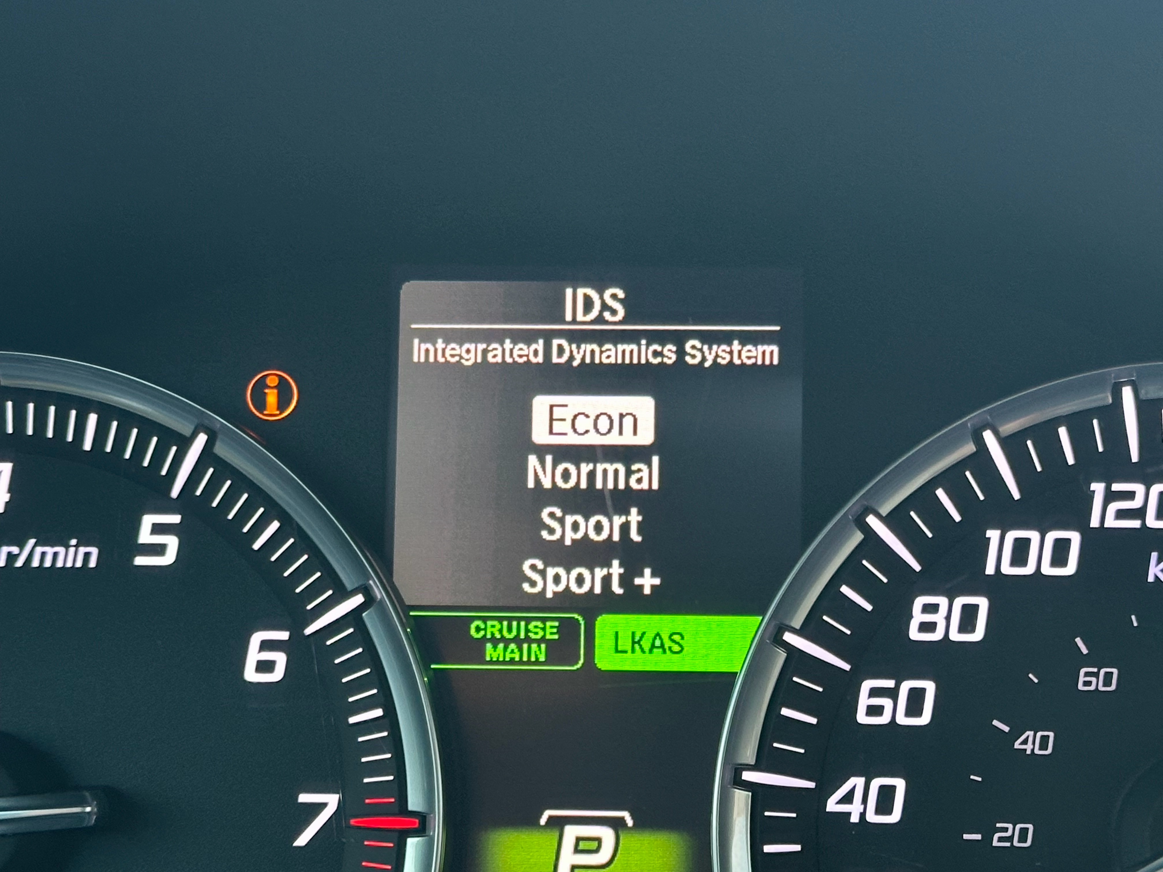 /autocainc/2016-Acura-TLX-6611230725603296.jpg