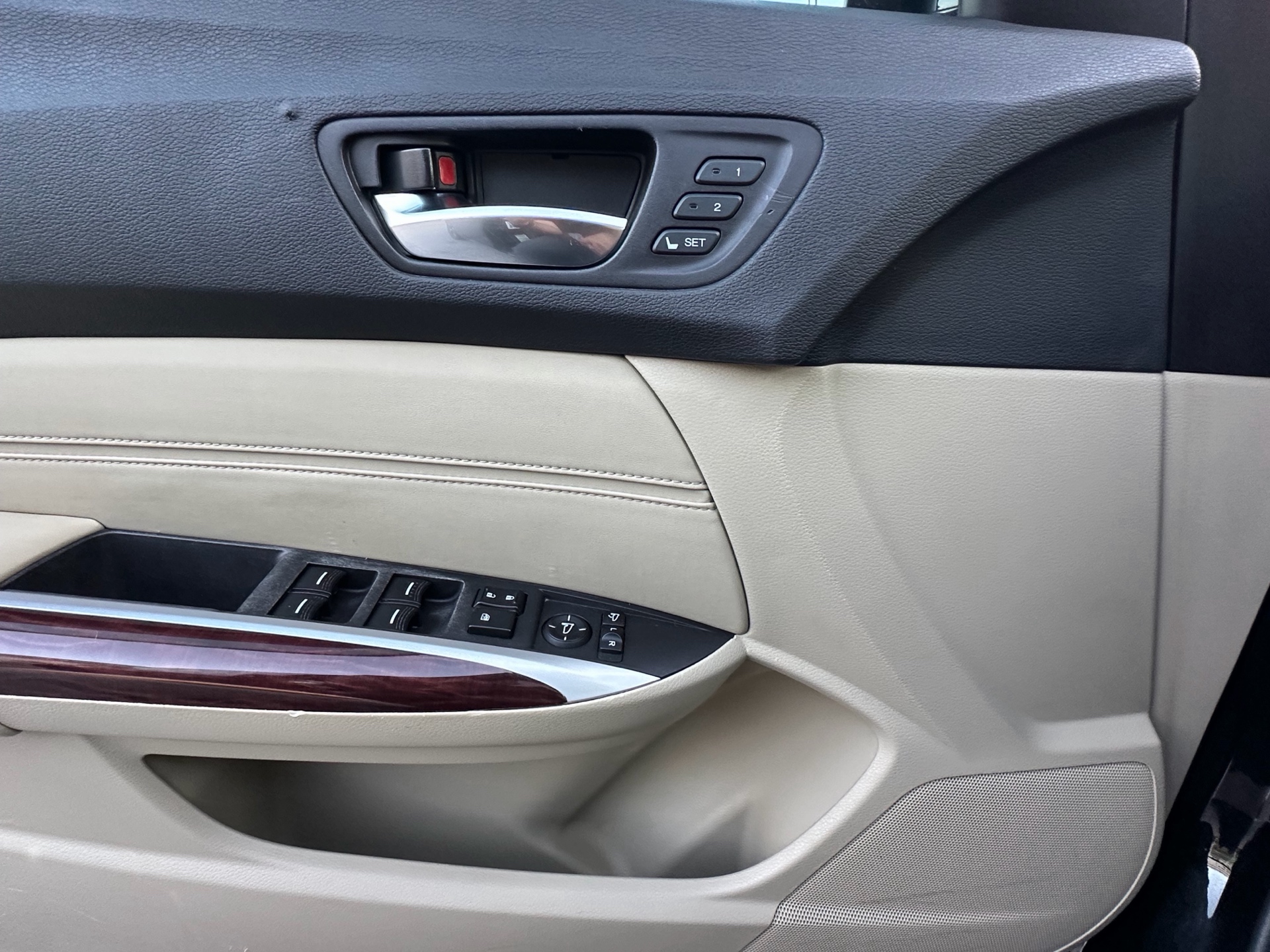 /autocainc/2016-Acura-TLX-8131511000939788.jpg